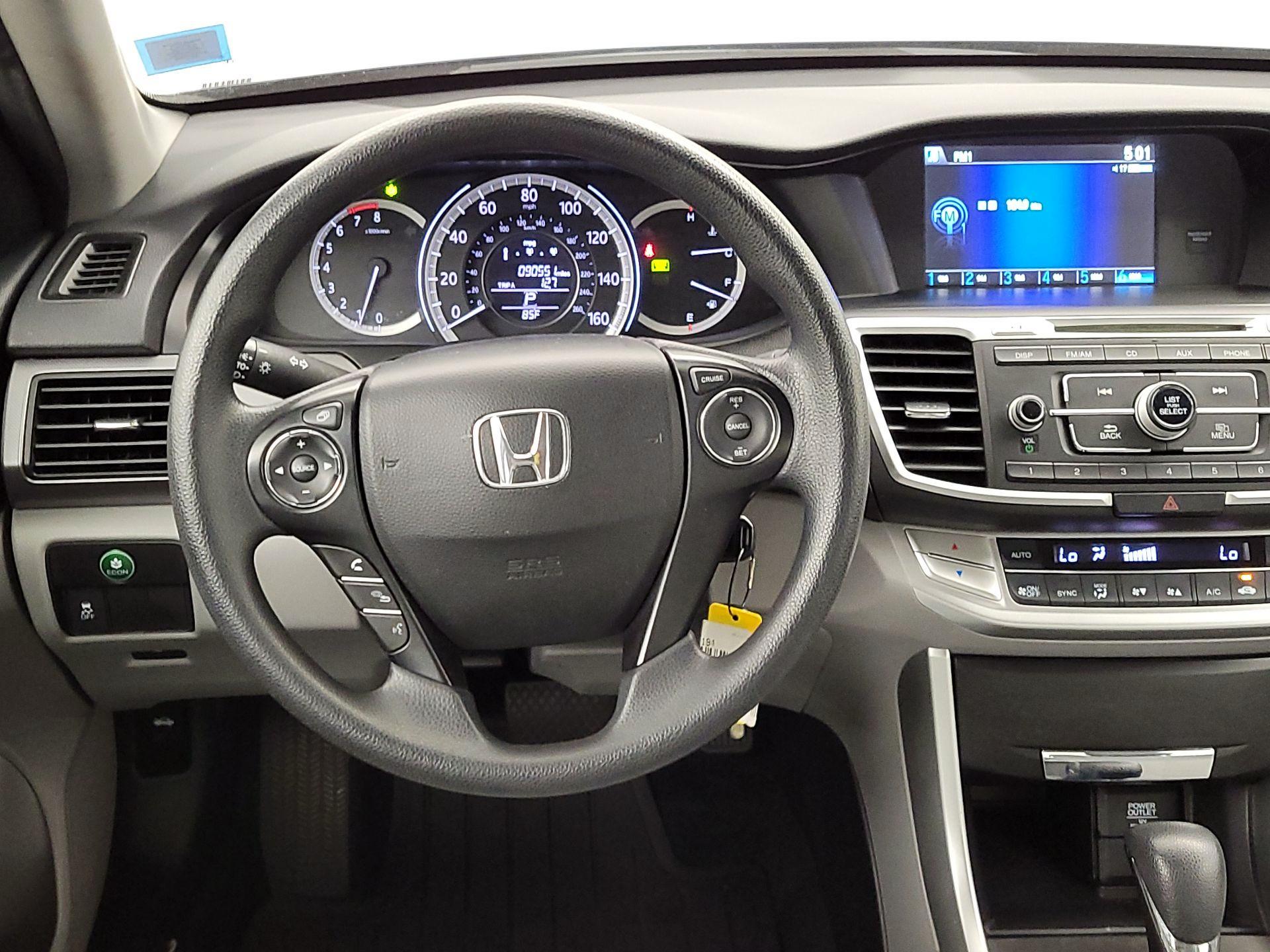 Thumbnail: 2015 Honda Accord - 10