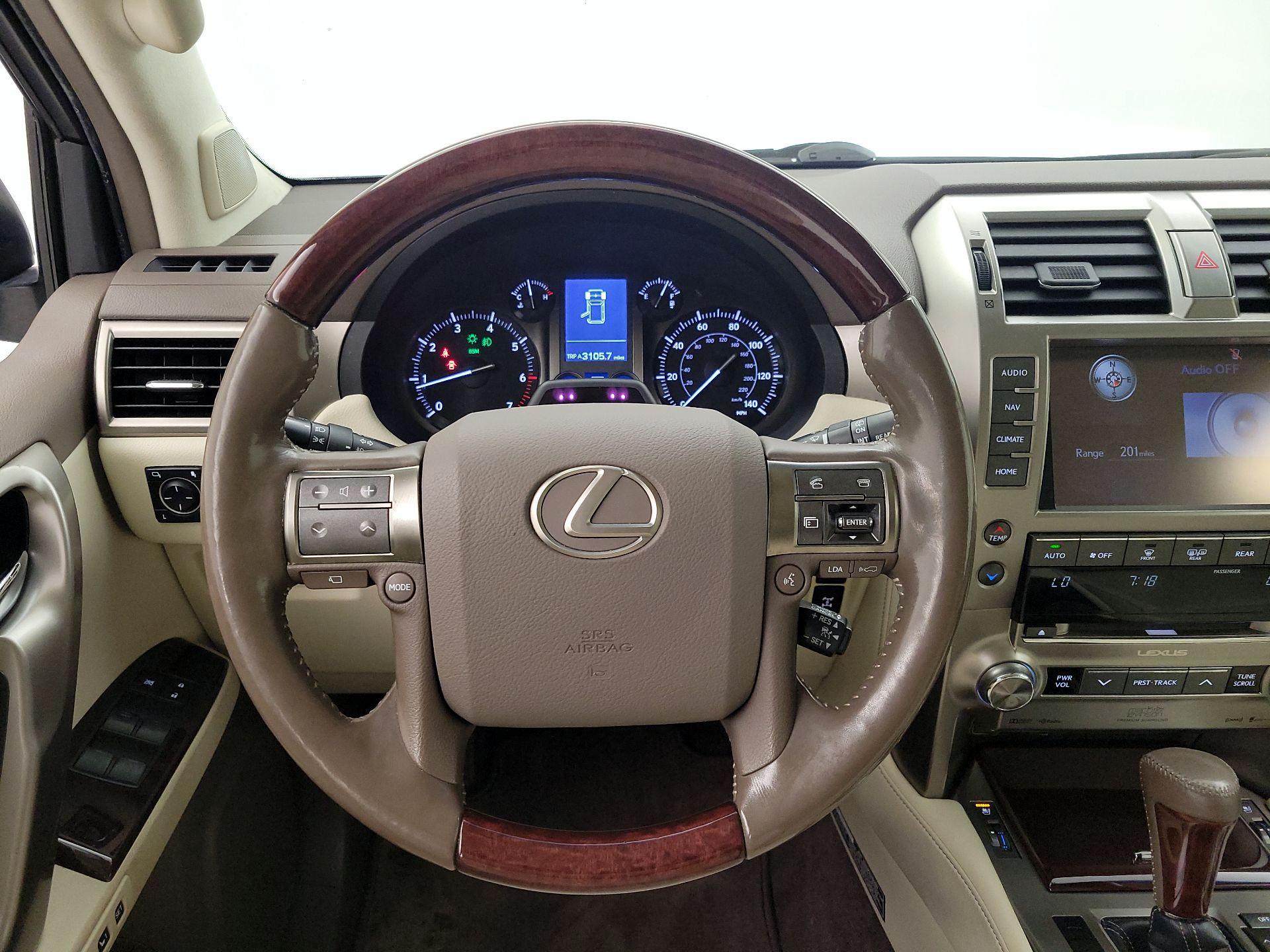 Thumbnail: 2017 Lexus GX - 10