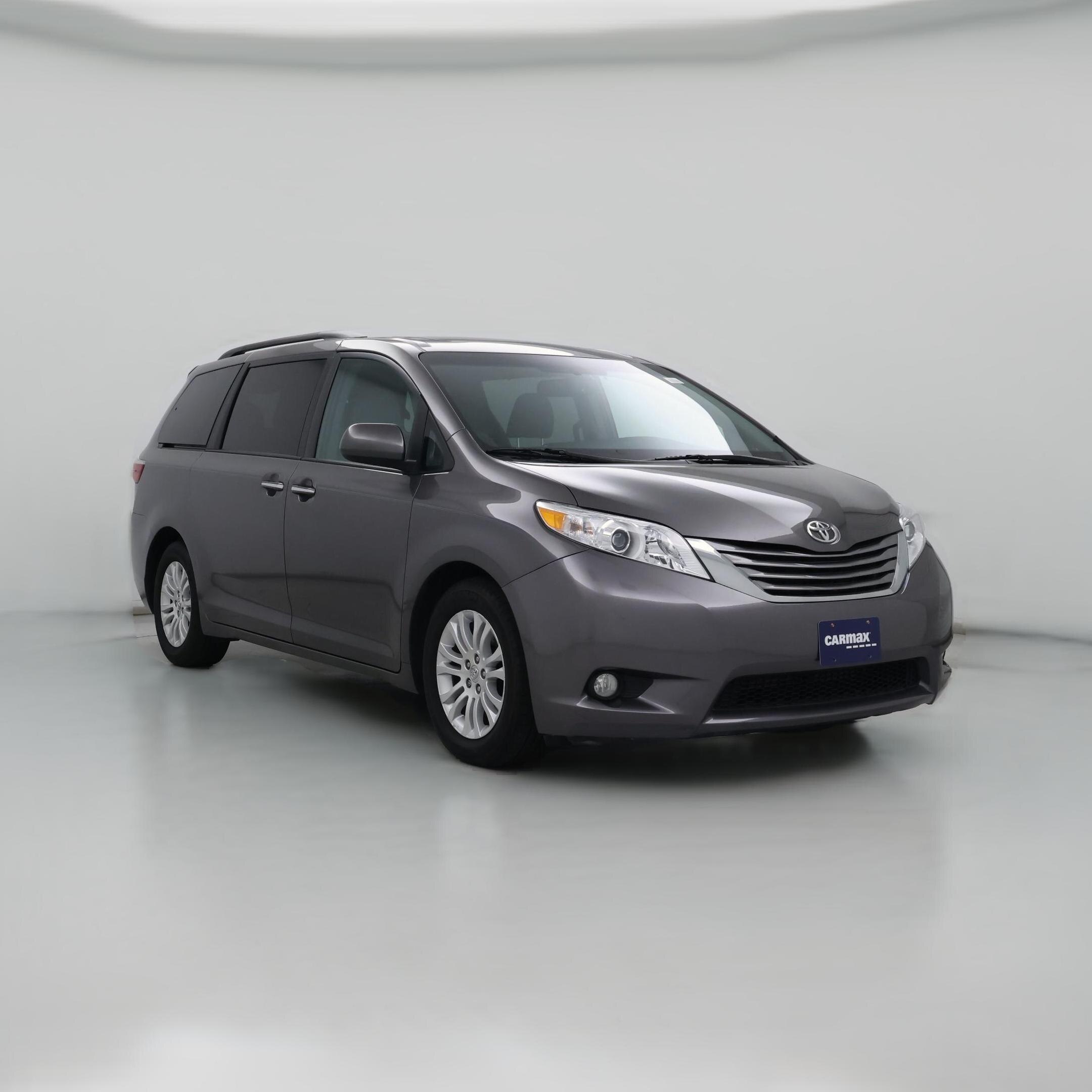 Thumbnail: 2017 Toyota Sienna - 1