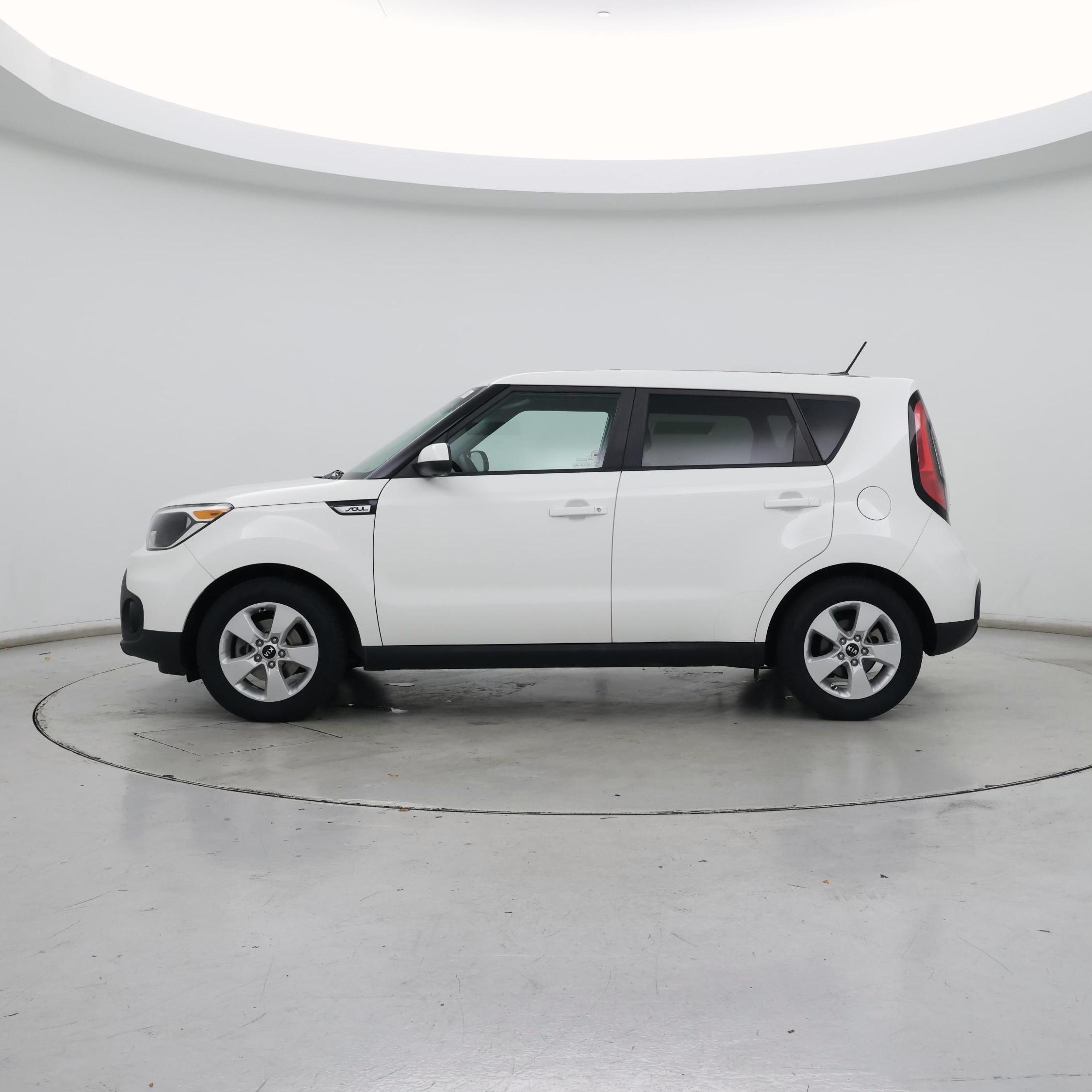 Thumbnail: 2019 Kia Soul - 3