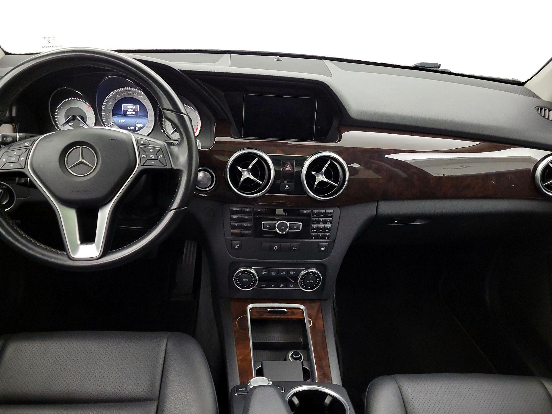 Thumbnail: 2015 Mercedes-Benz GLK - 9