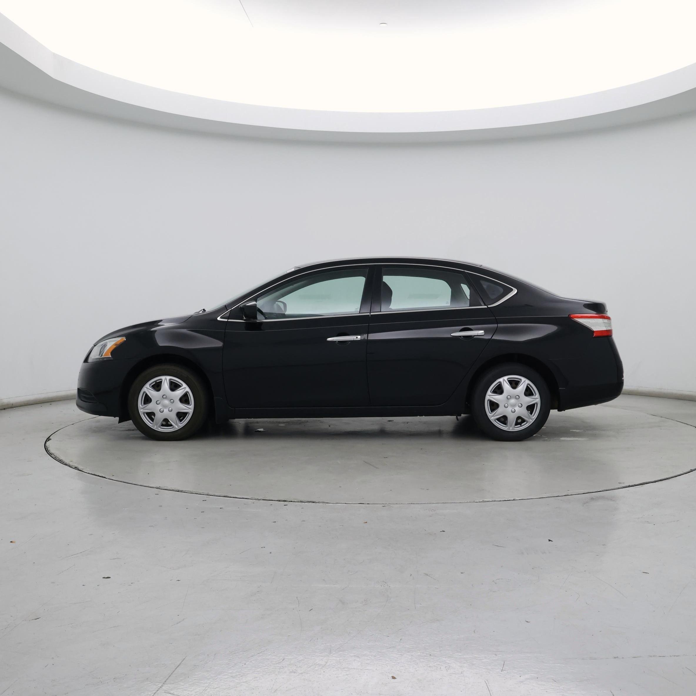 Thumbnail: 2015 Nissan Sentra - 3