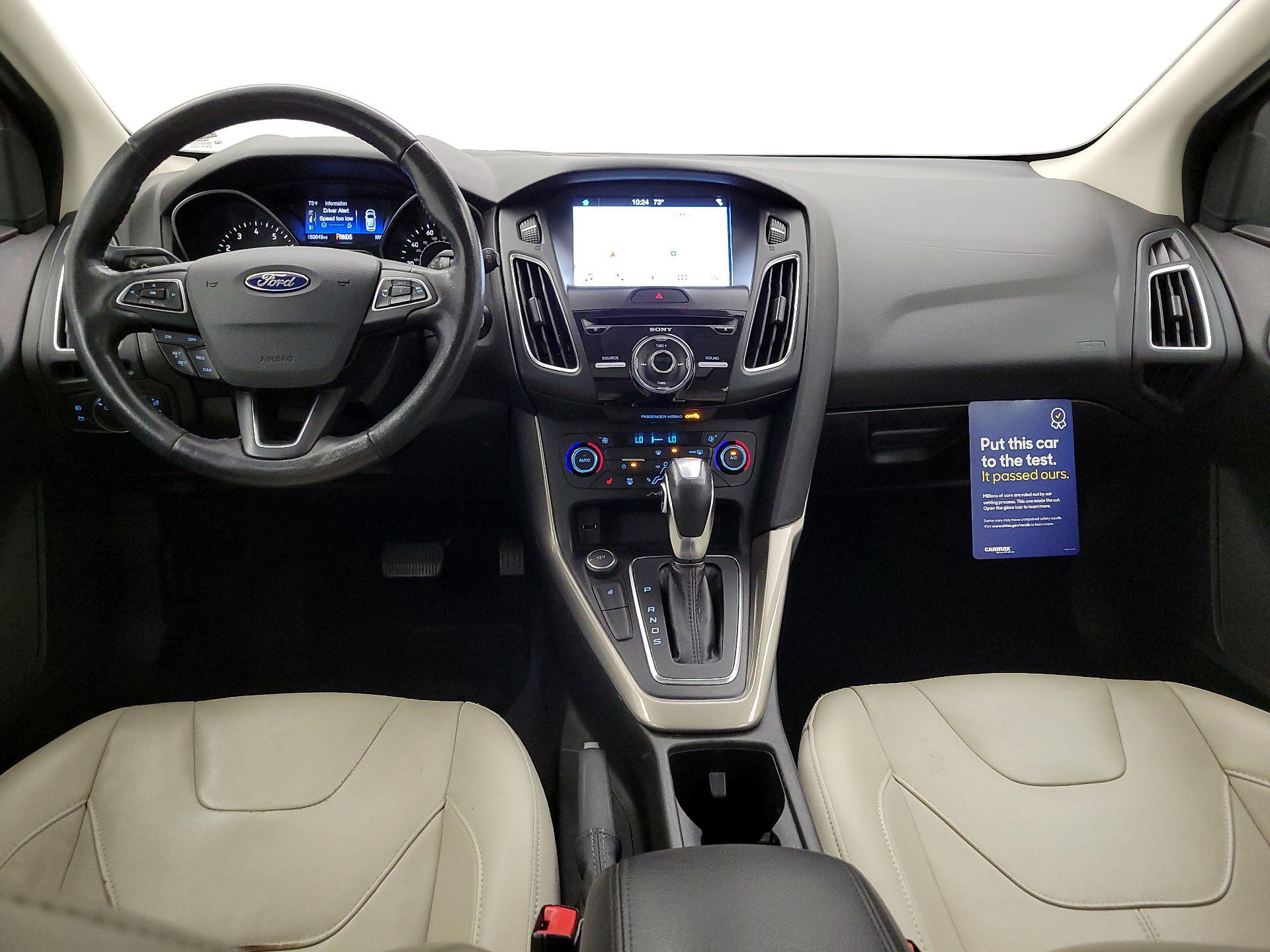 Thumbnail: 2017 Ford Focus - 9
