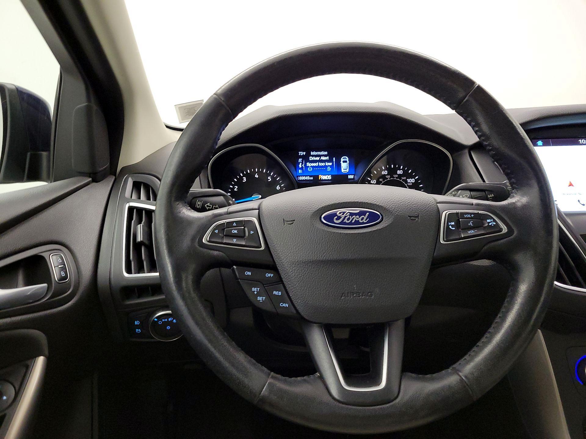 Thumbnail: 2017 Ford Focus - 10