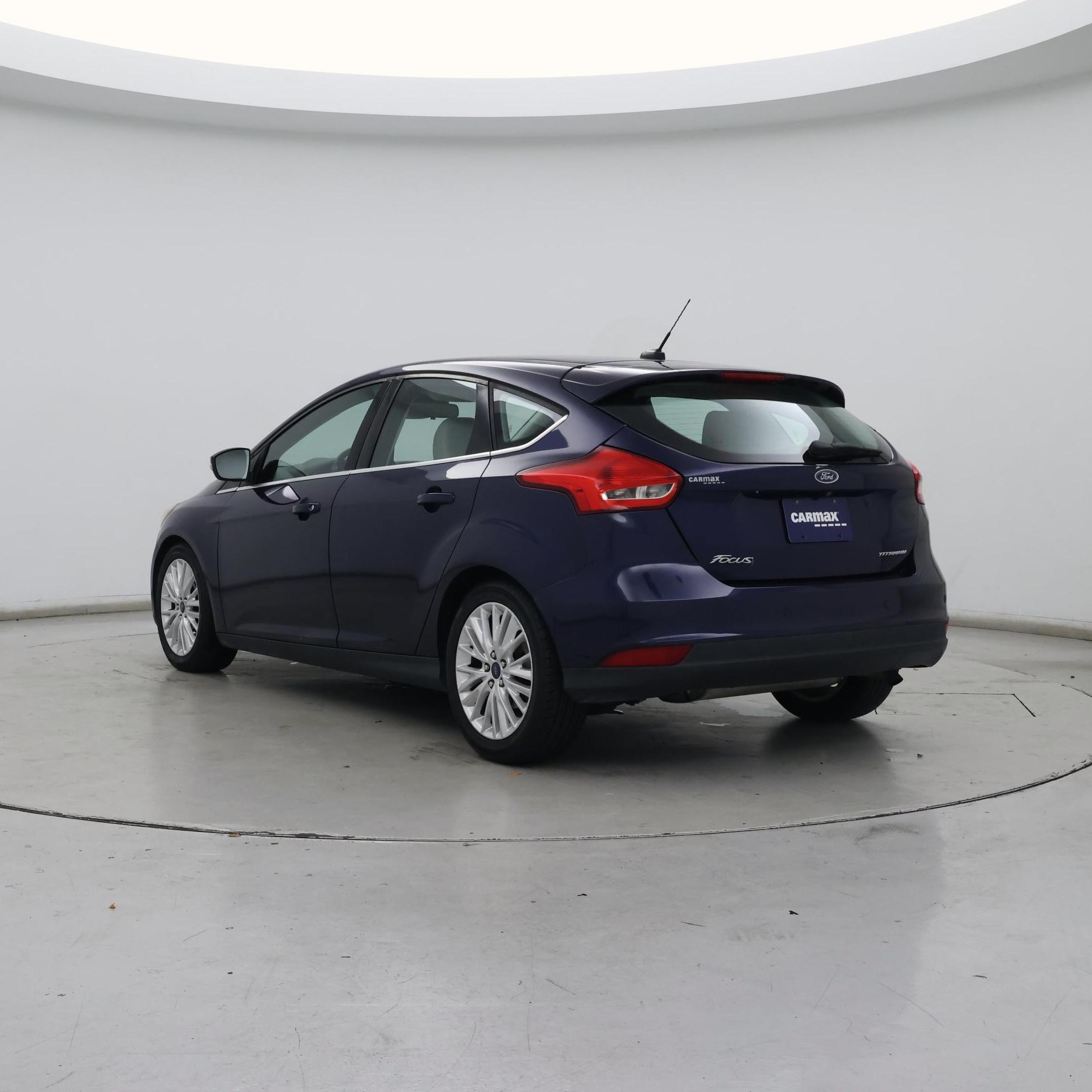 Thumbnail: 2017 Ford Focus - 2