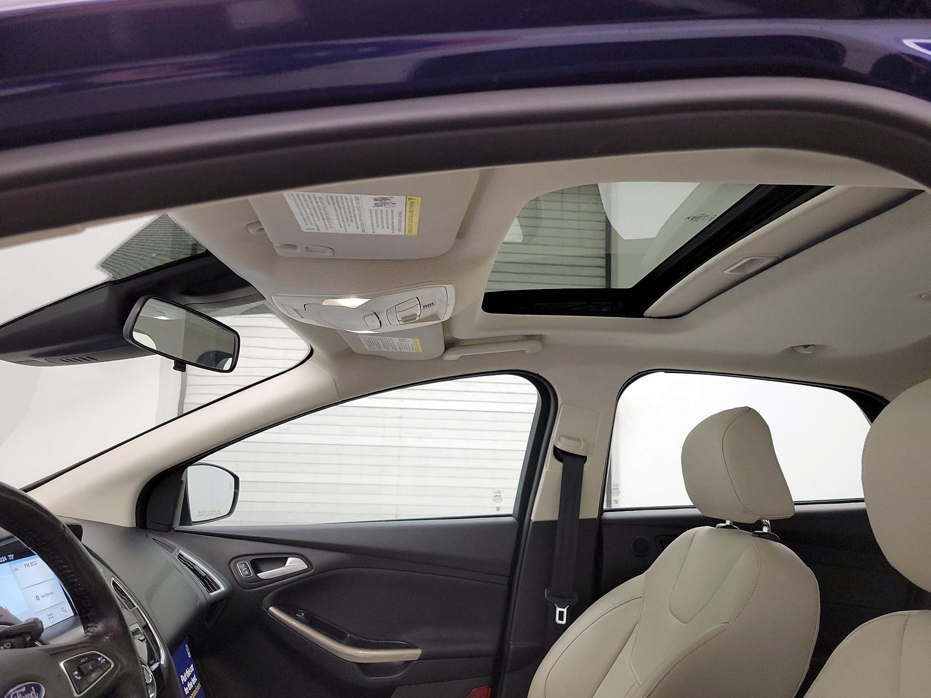 Thumbnail: 2017 Ford Focus - 20