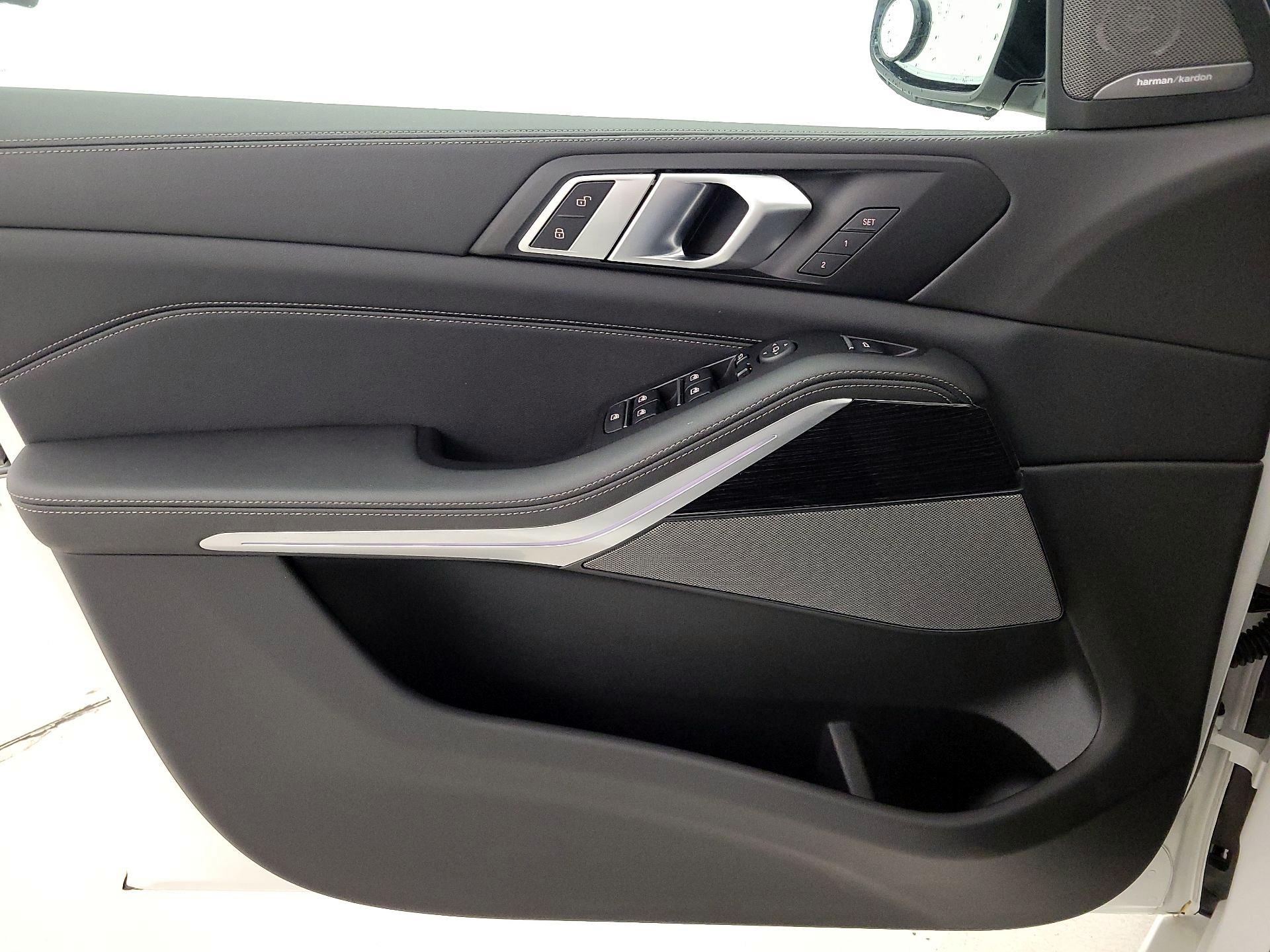 Thumbnail: 2024 BMW X5 - 12