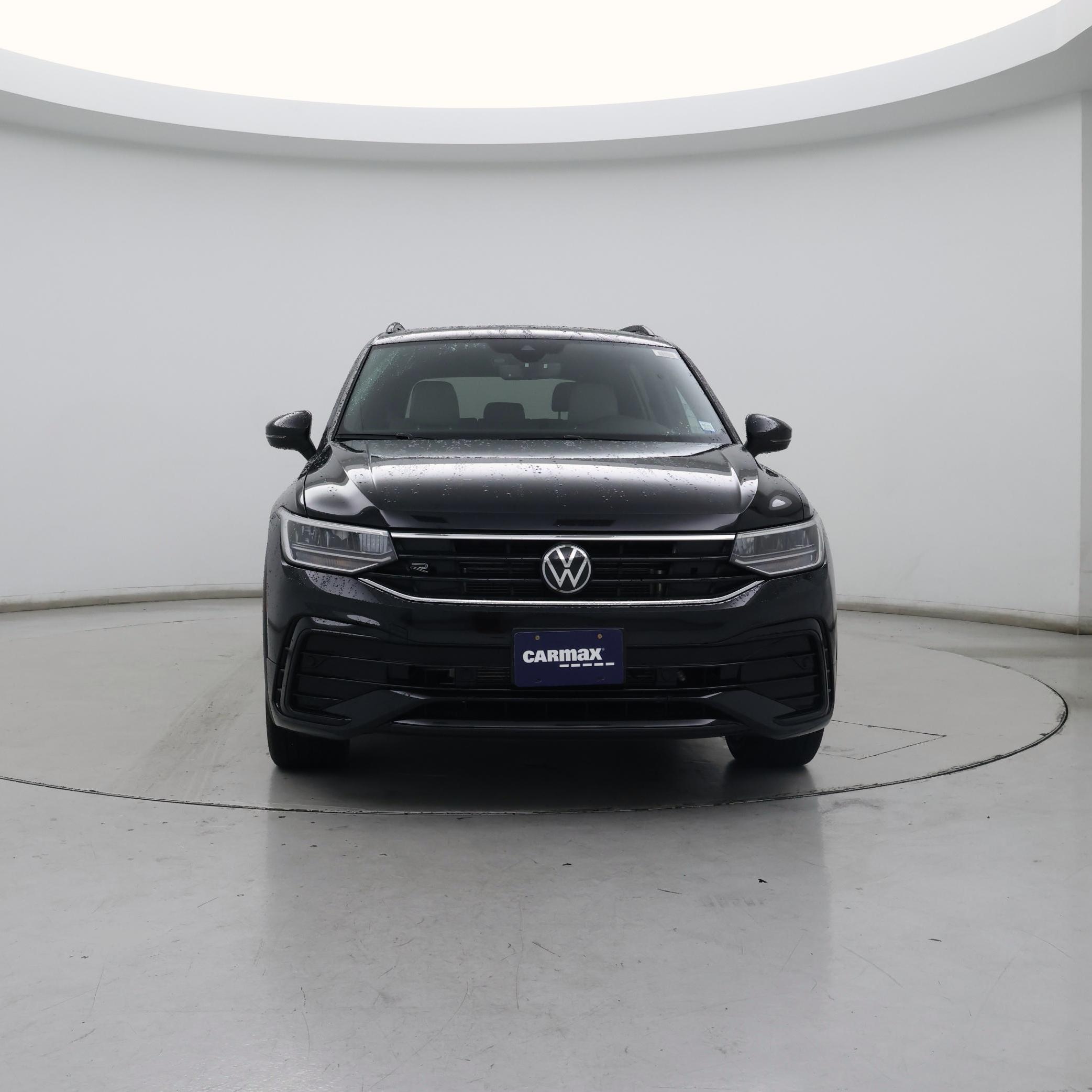 Thumbnail: 2023 Volkswagen Tiguan - 5