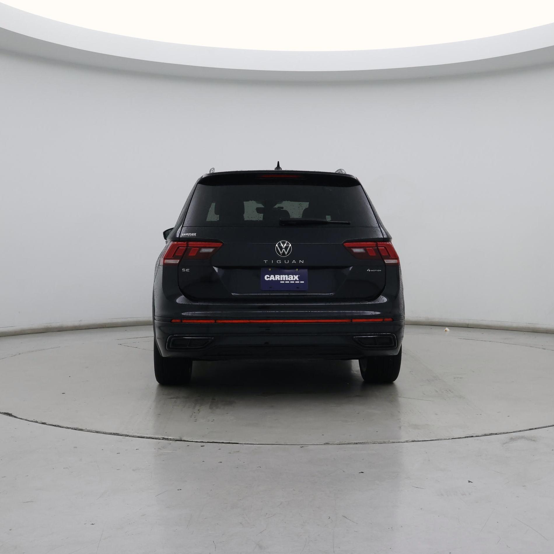 Thumbnail: 2023 Volkswagen Tiguan - 6