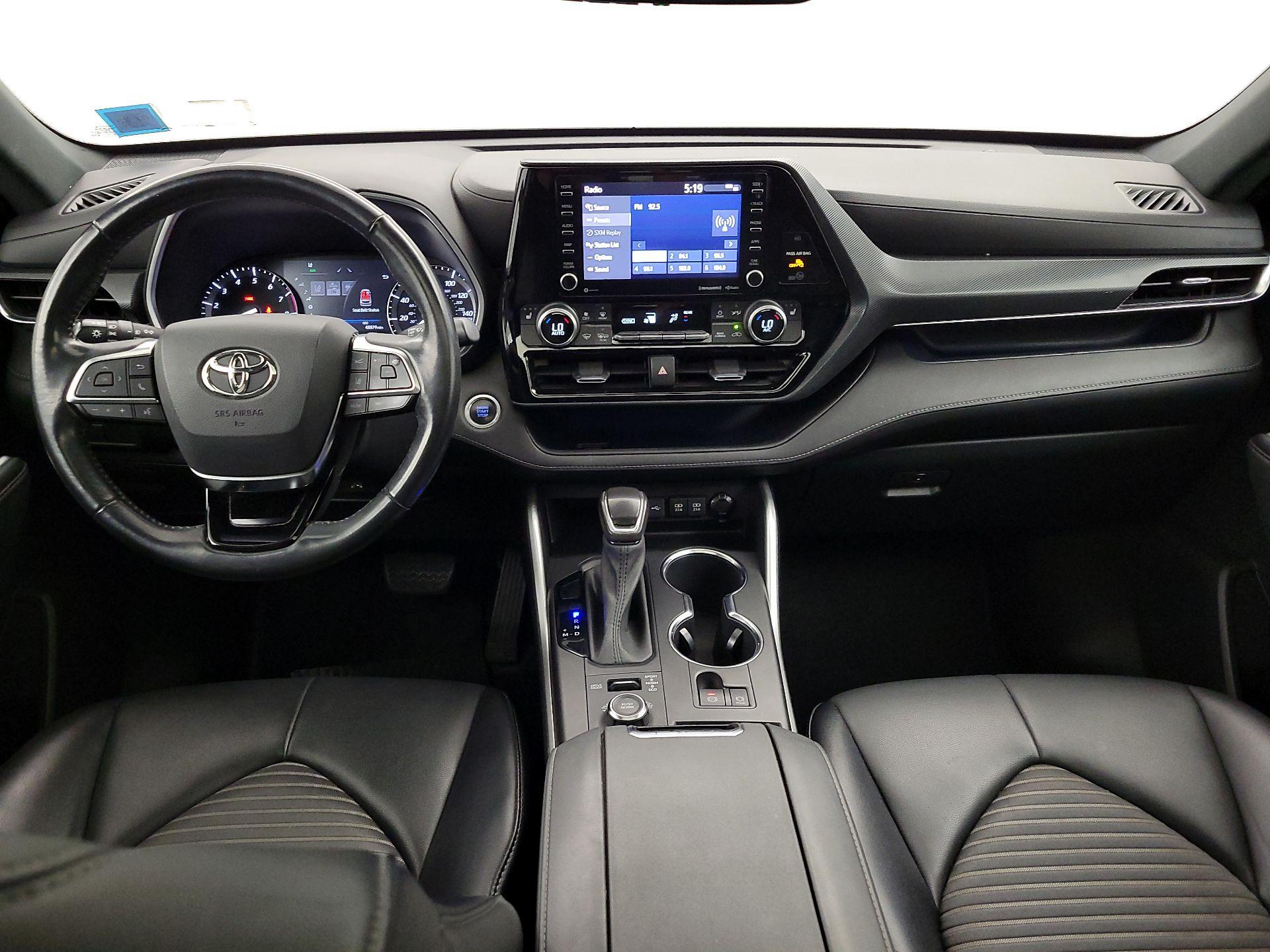 Thumbnail: 2021 Toyota Highlander - 9