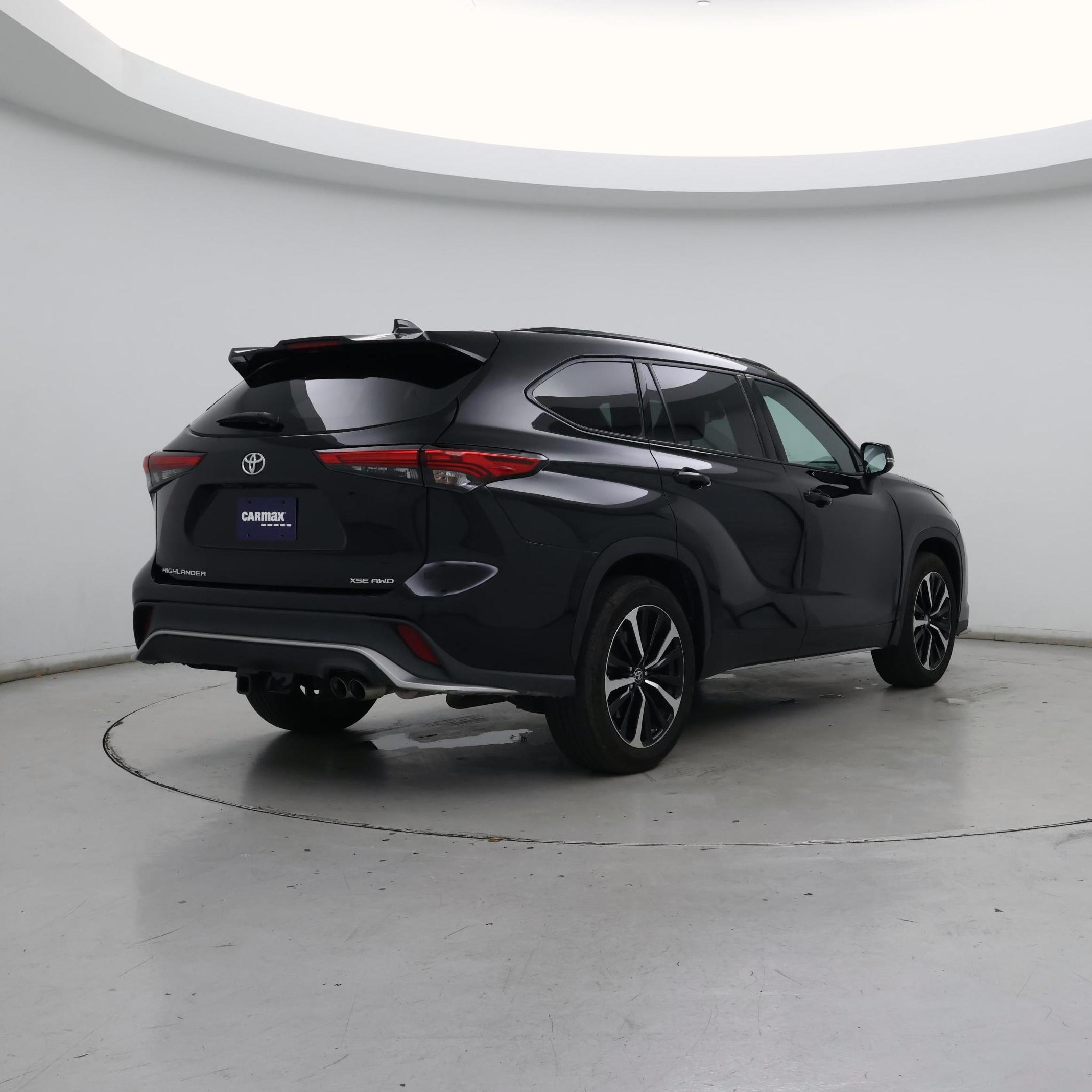 Thumbnail: 2021 Toyota Highlander - 8
