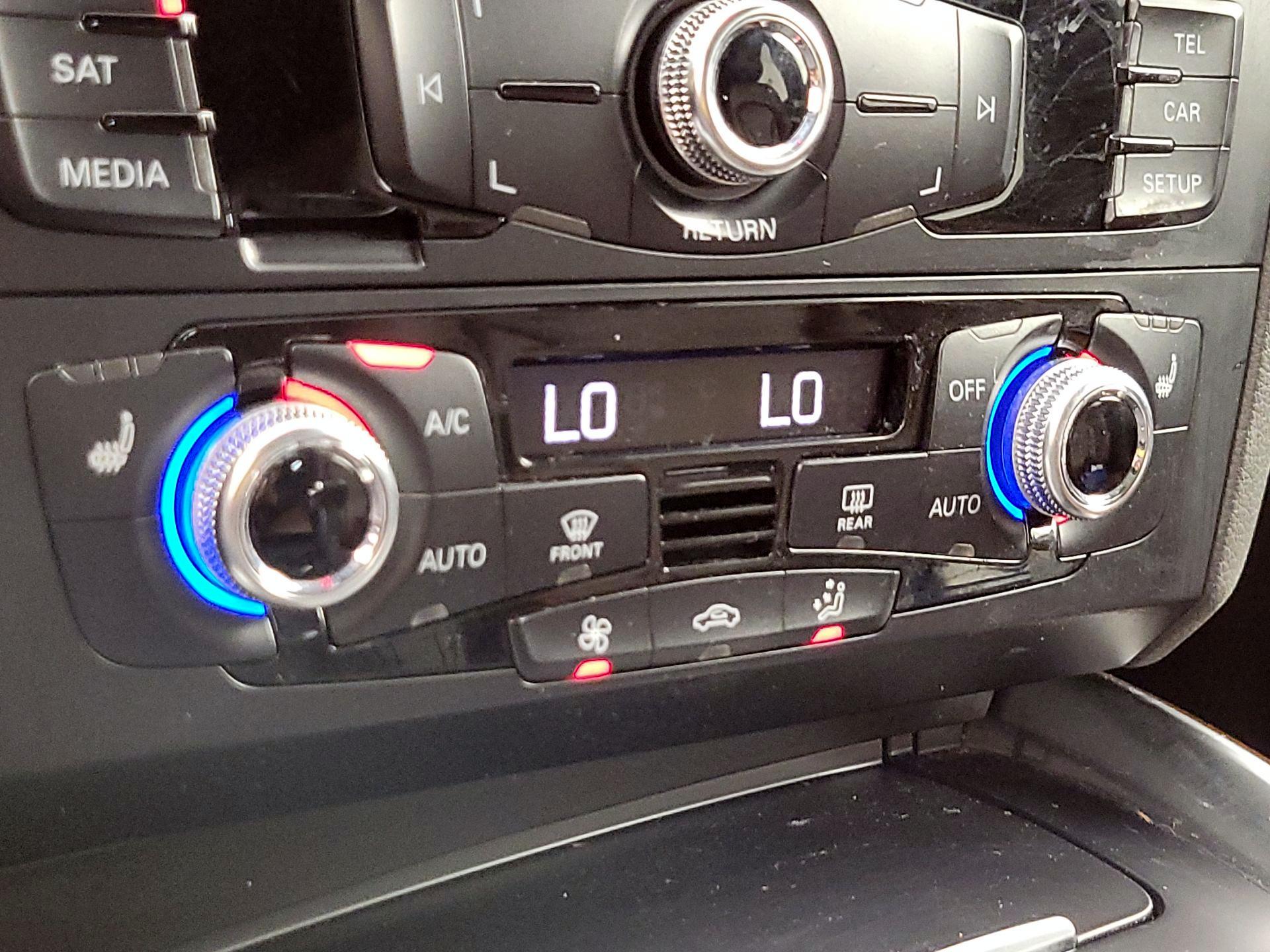 Thumbnail: 2015 Audi Q5 - 15