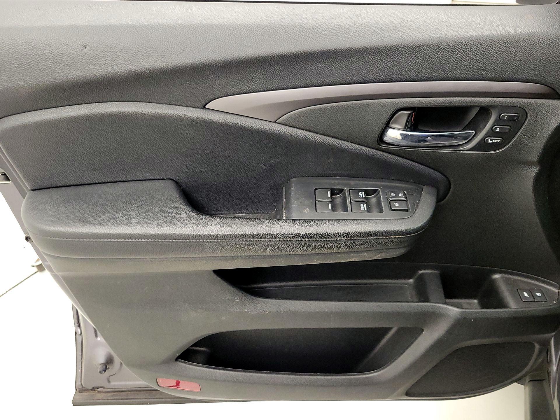 Thumbnail: 2021 Honda Passport - 12
