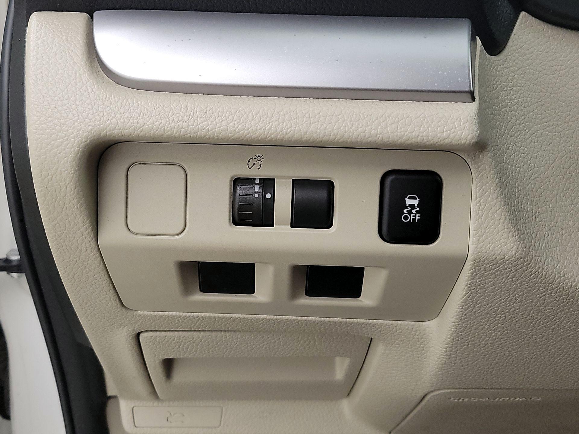 Thumbnail: 2013 Subaru Impreza - 13