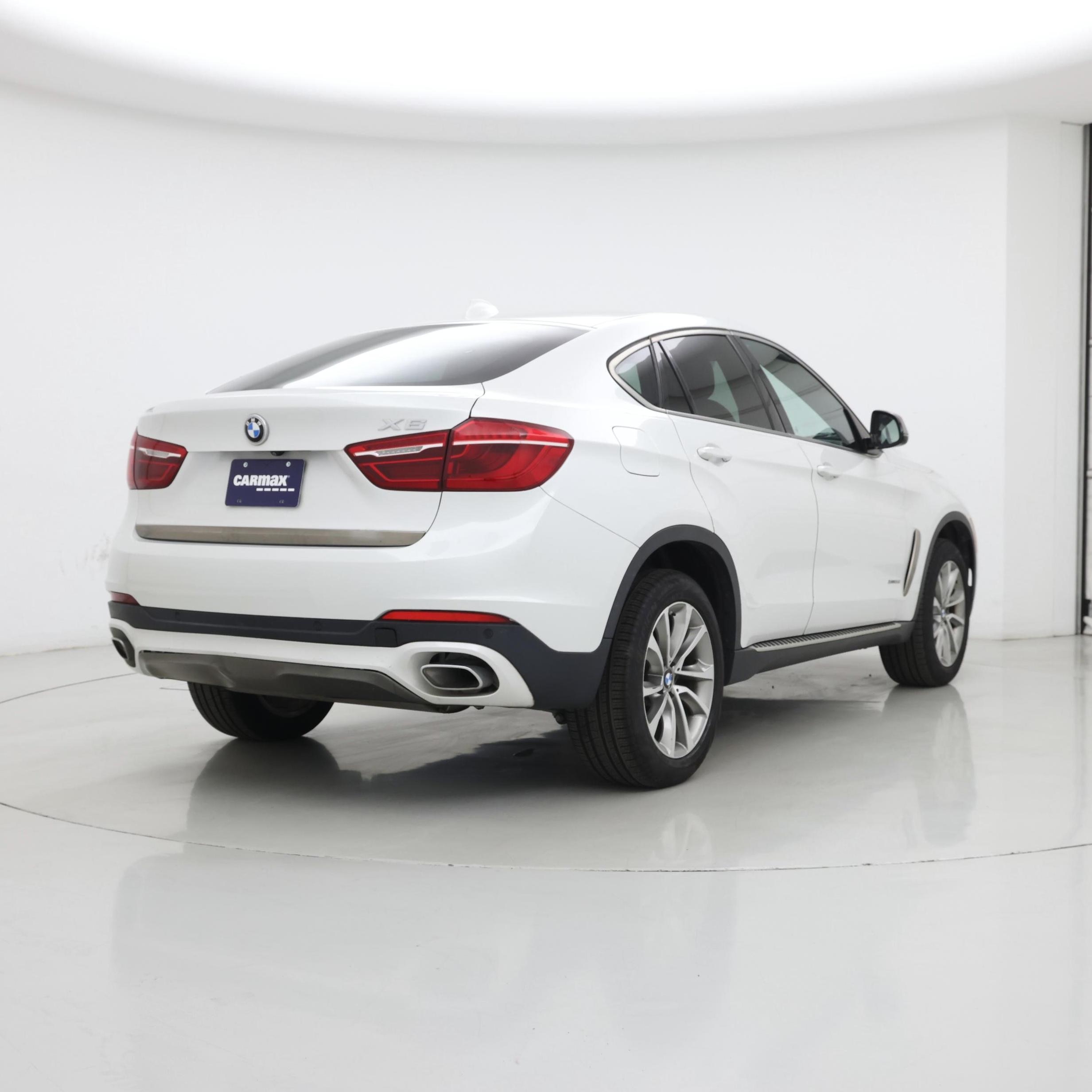 Thumbnail: 2018 BMW X6 - 8