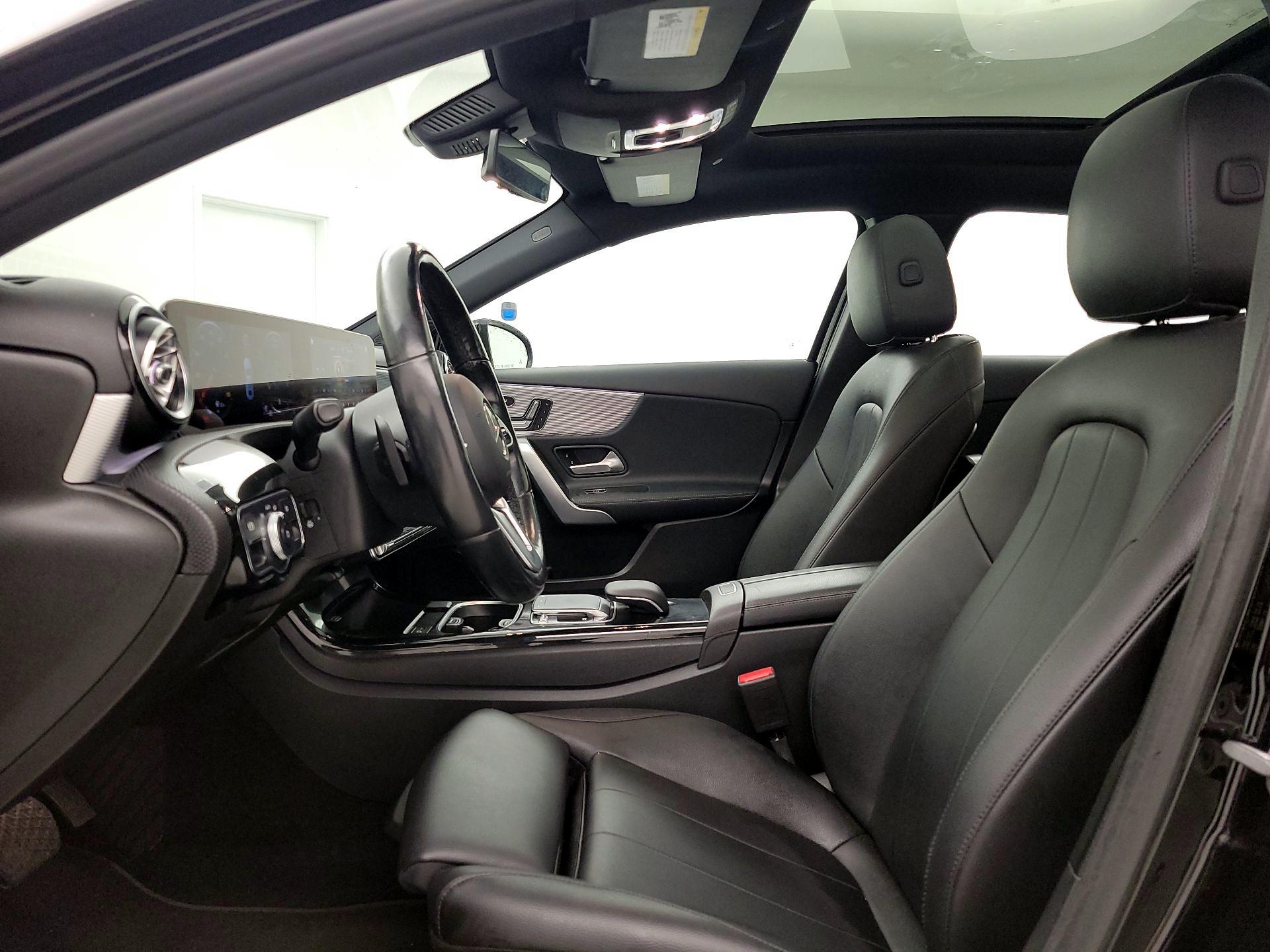 Thumbnail: 2019 Mercedes-Benz A-Class - 11