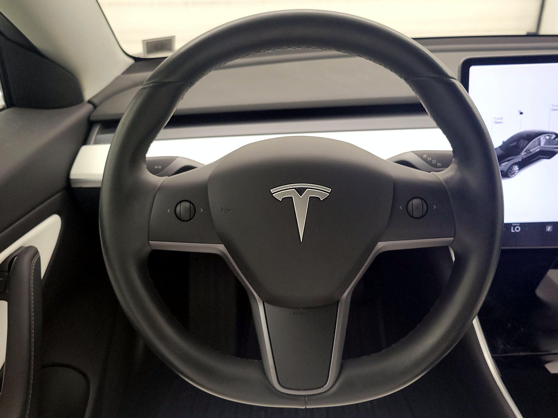 Thumbnail: 2019 Tesla Model 3 - 10