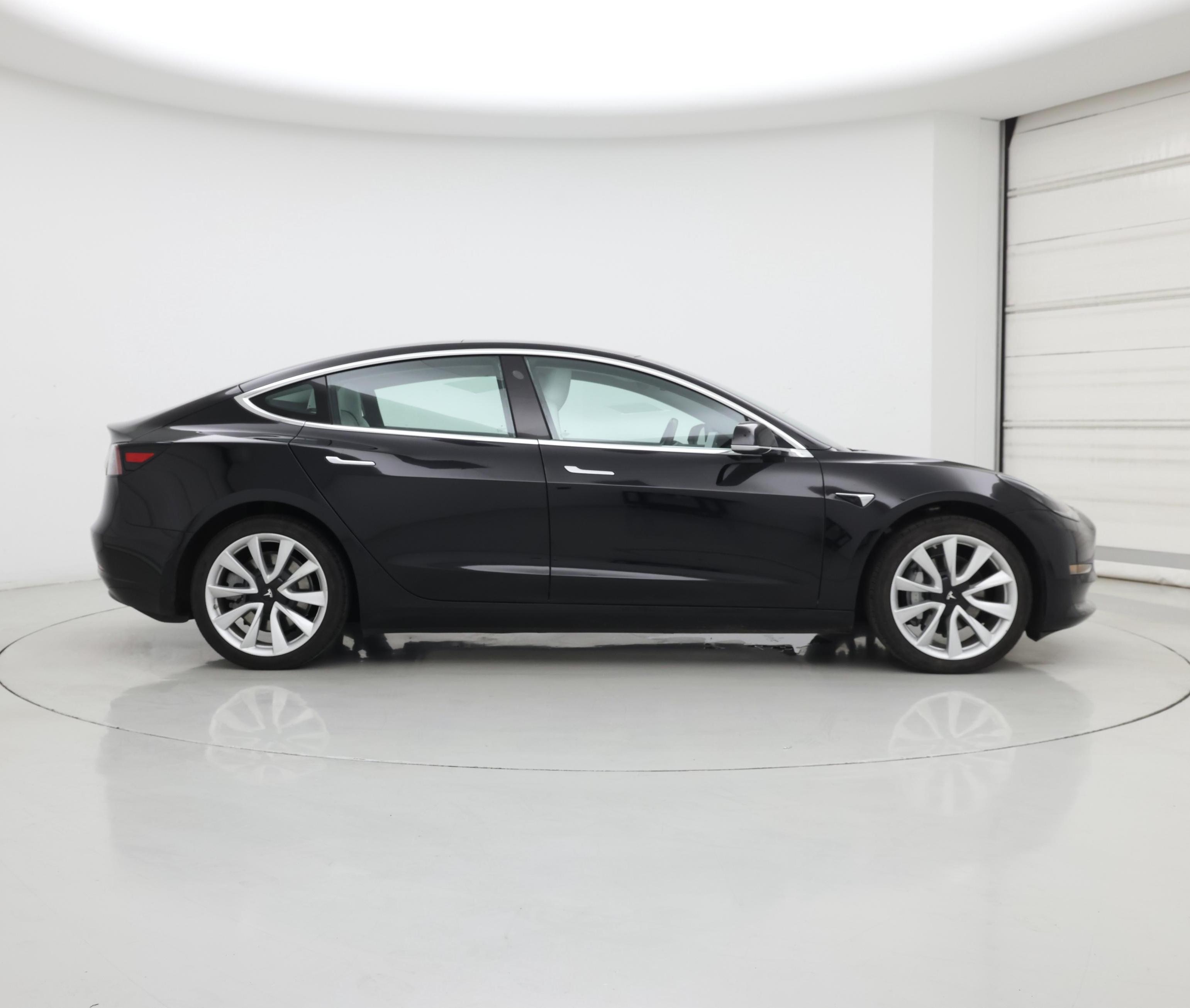 Thumbnail: 2019 Tesla Model 3 - 7