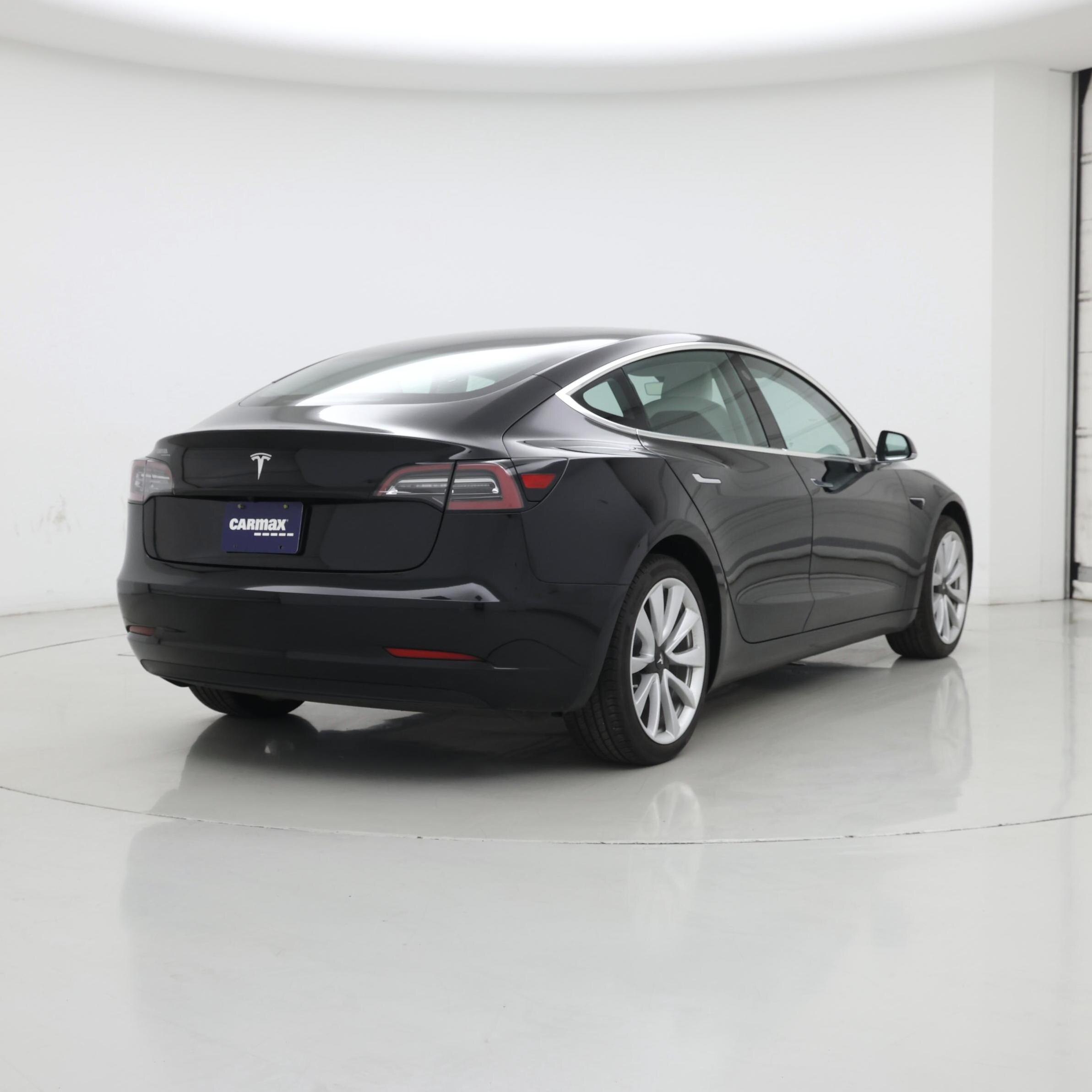Thumbnail: 2019 Tesla Model 3 - 8