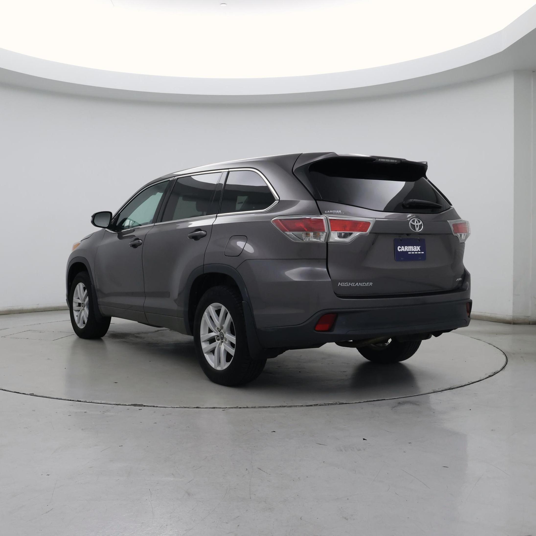 Thumbnail: 2016 Toyota Highlander - 2