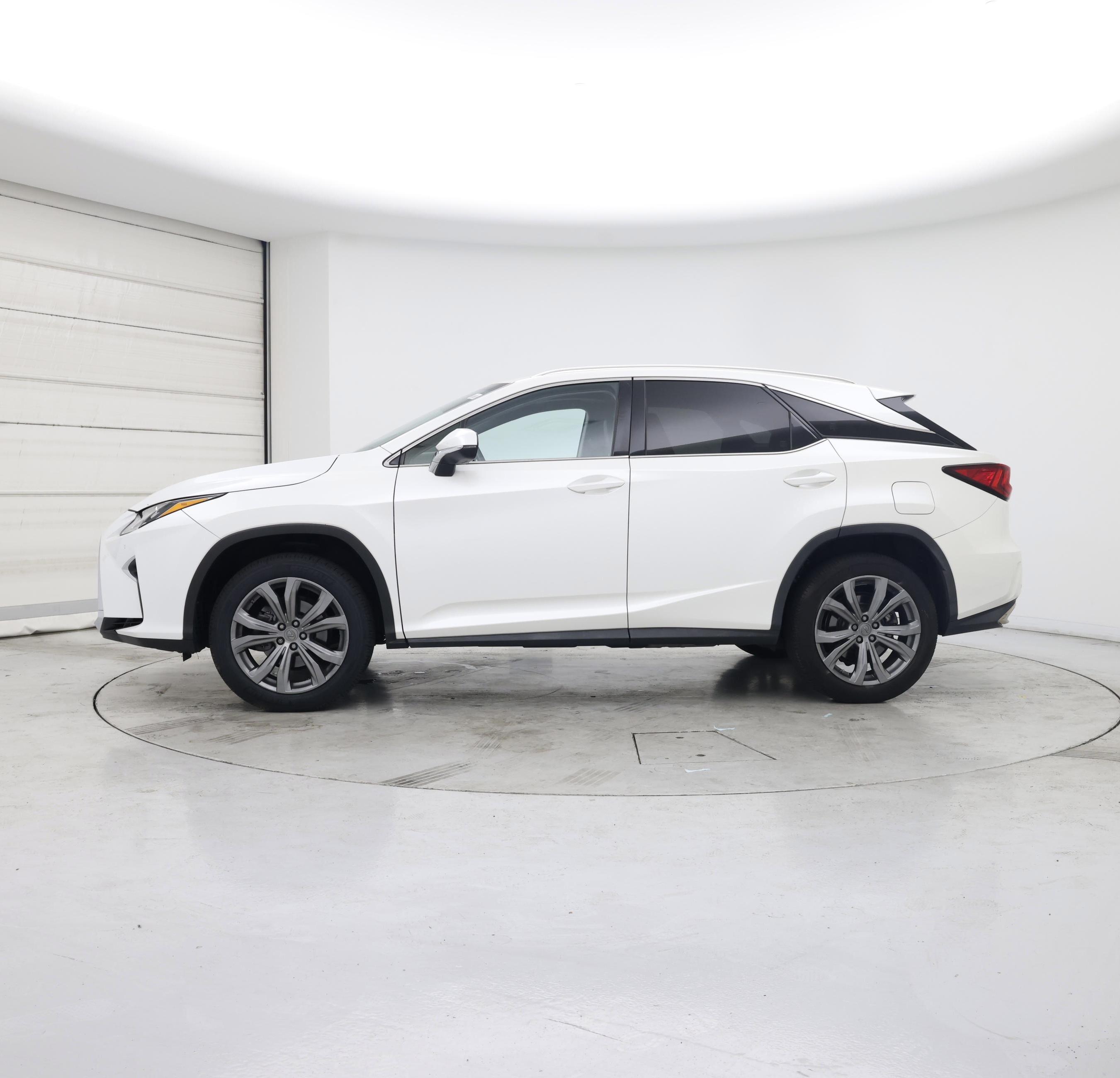 Thumbnail: 2017 Lexus RX - 3