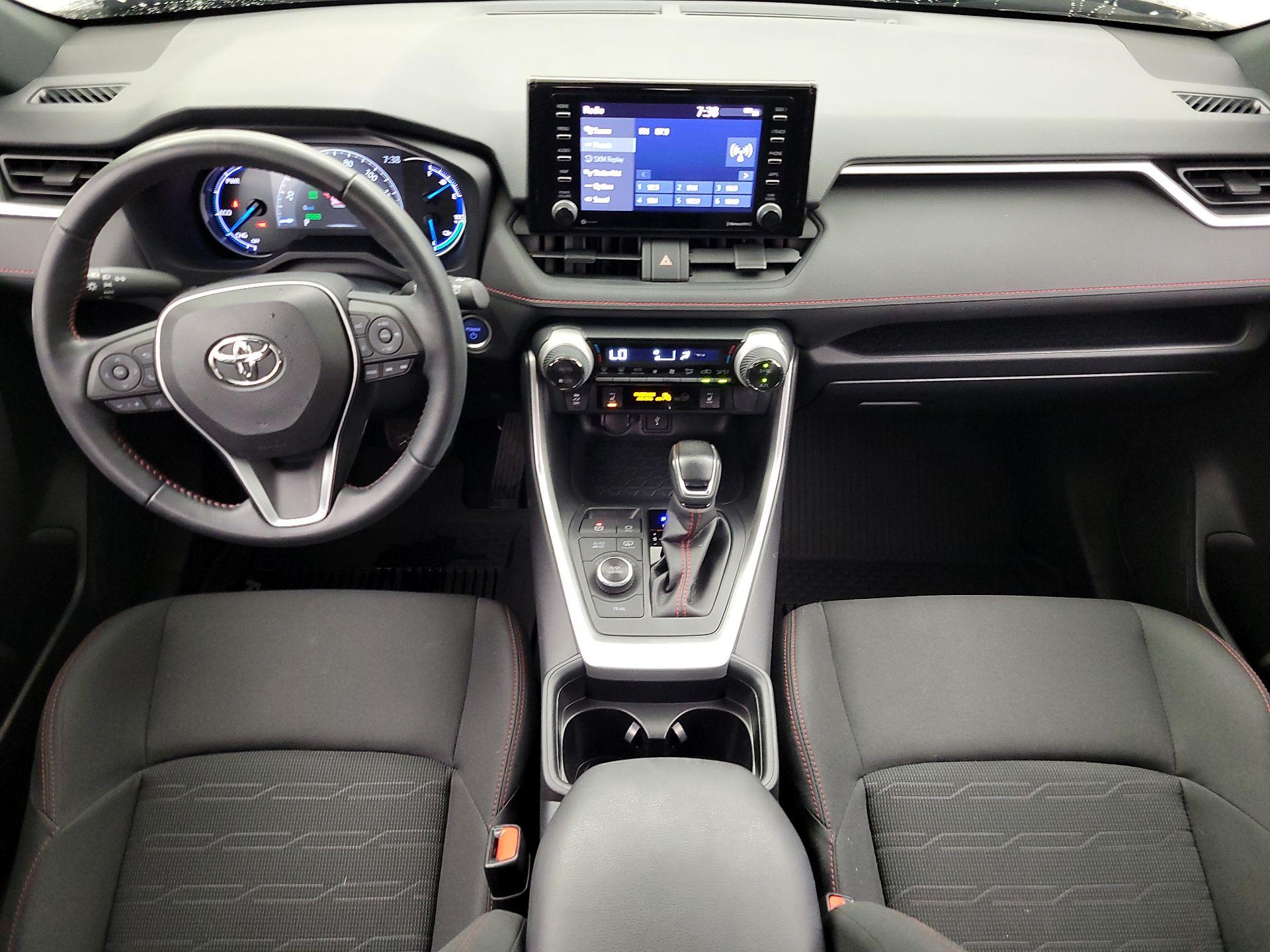 Thumbnail: 2021 Toyota RAV4 - 9