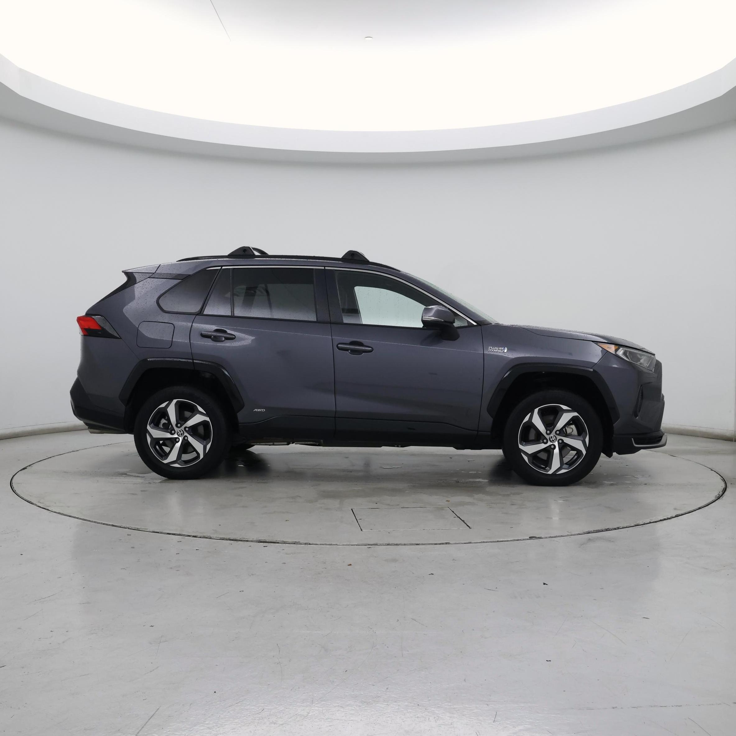 Thumbnail: 2021 Toyota RAV4 - 7