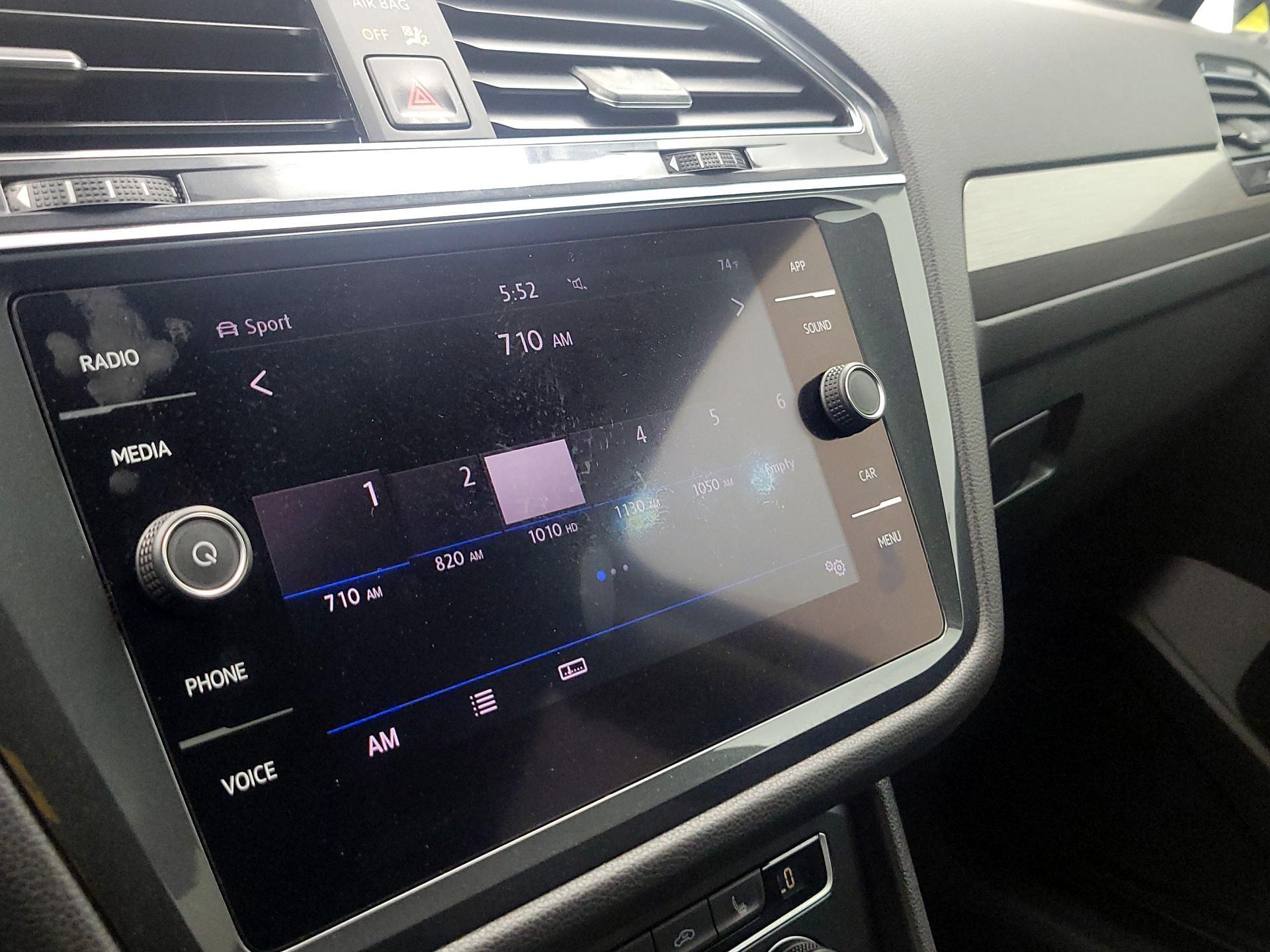 Thumbnail: 2019 Volkswagen Tiguan - 15