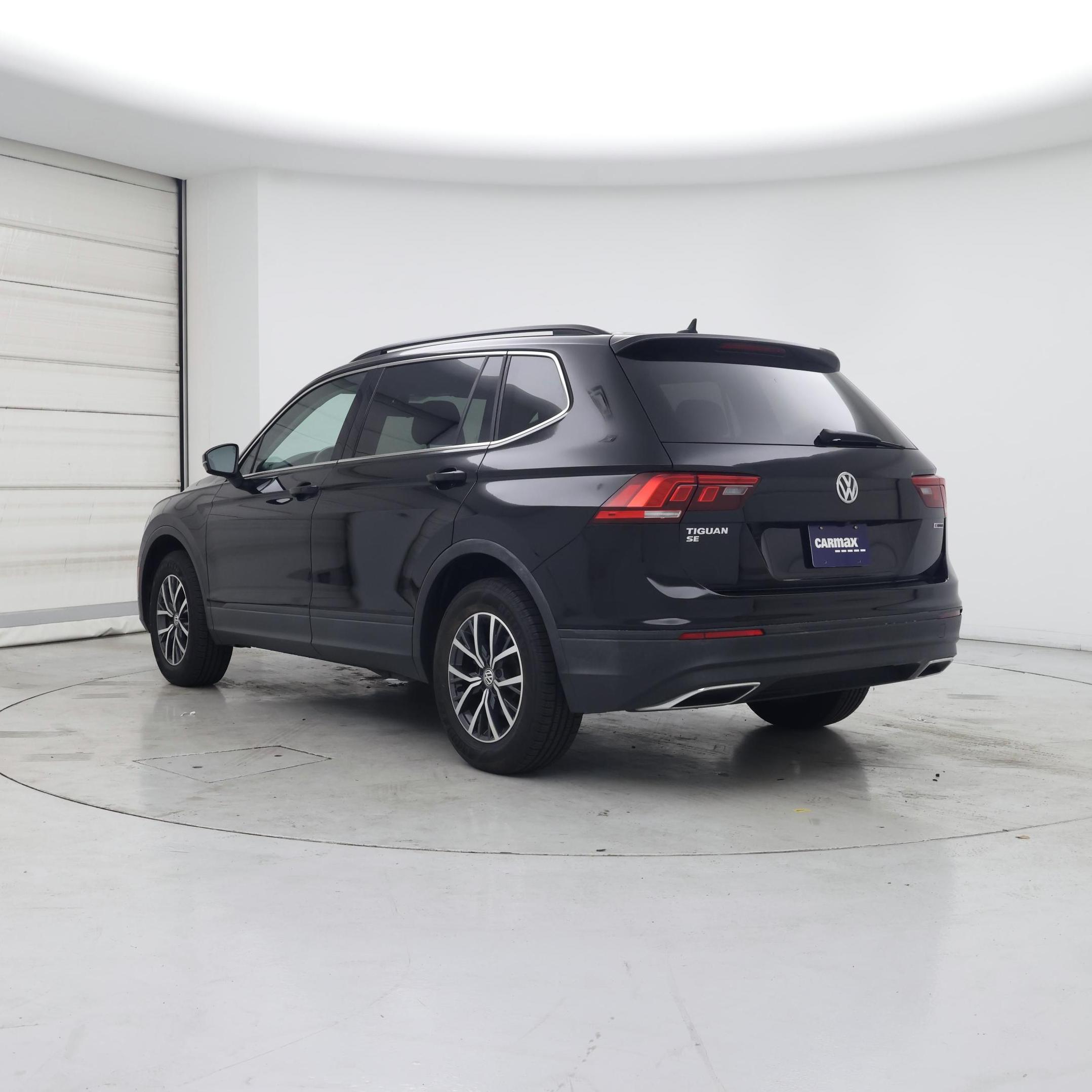 Thumbnail: 2019 Volkswagen Tiguan - 2