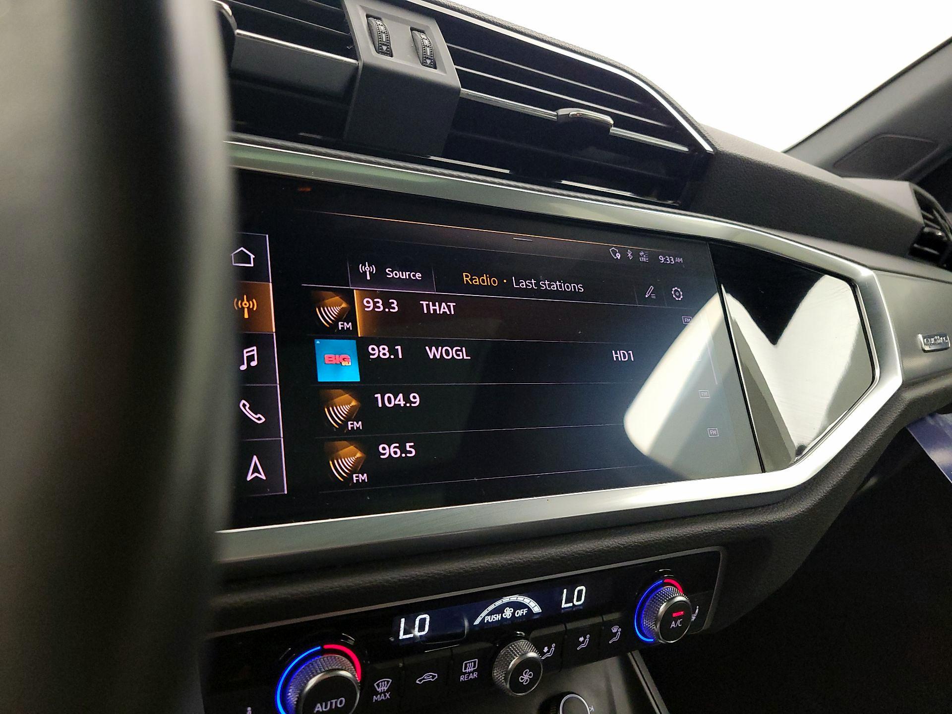 Thumbnail: 2020 Audi Q3 - 16