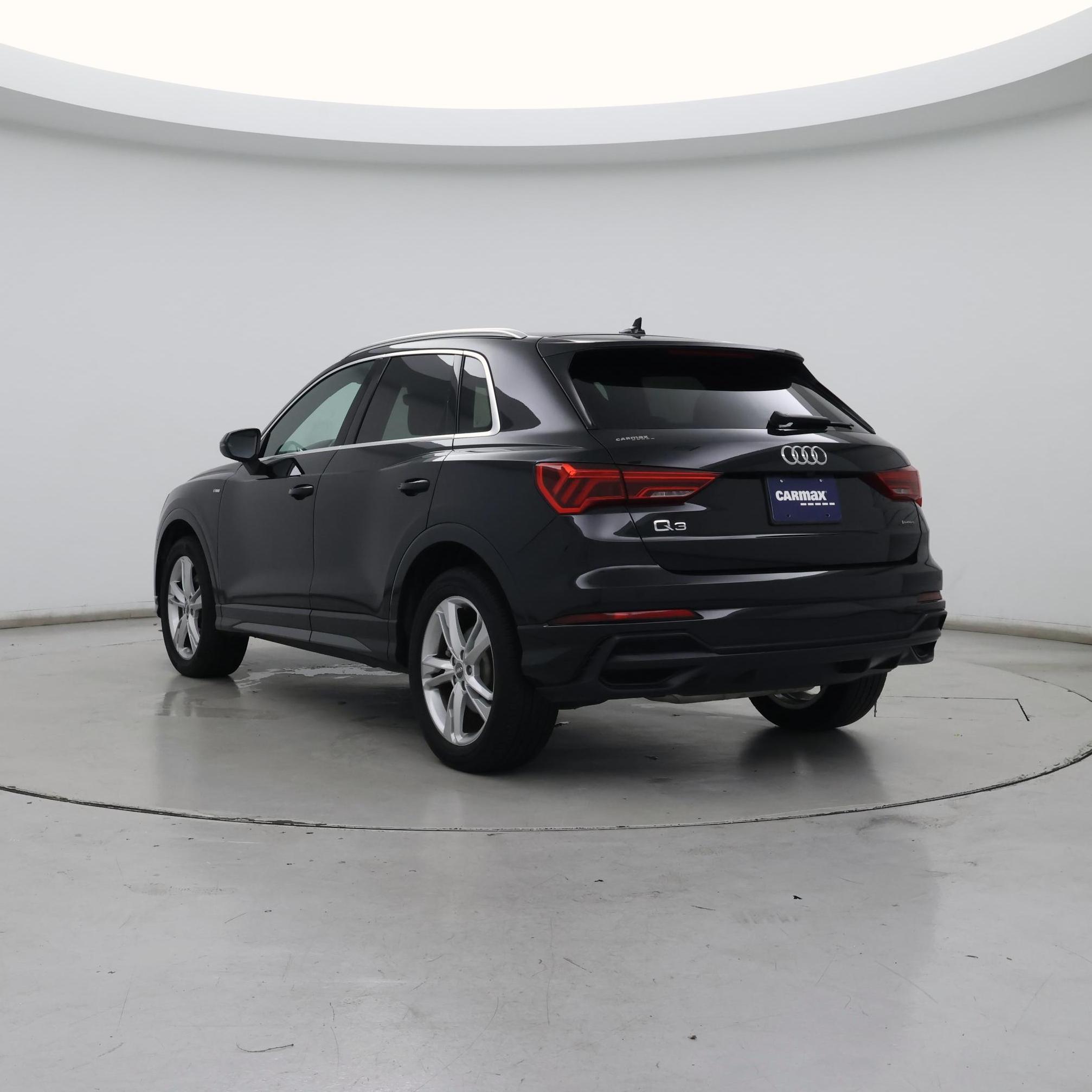 Thumbnail: 2020 Audi Q3 - 2