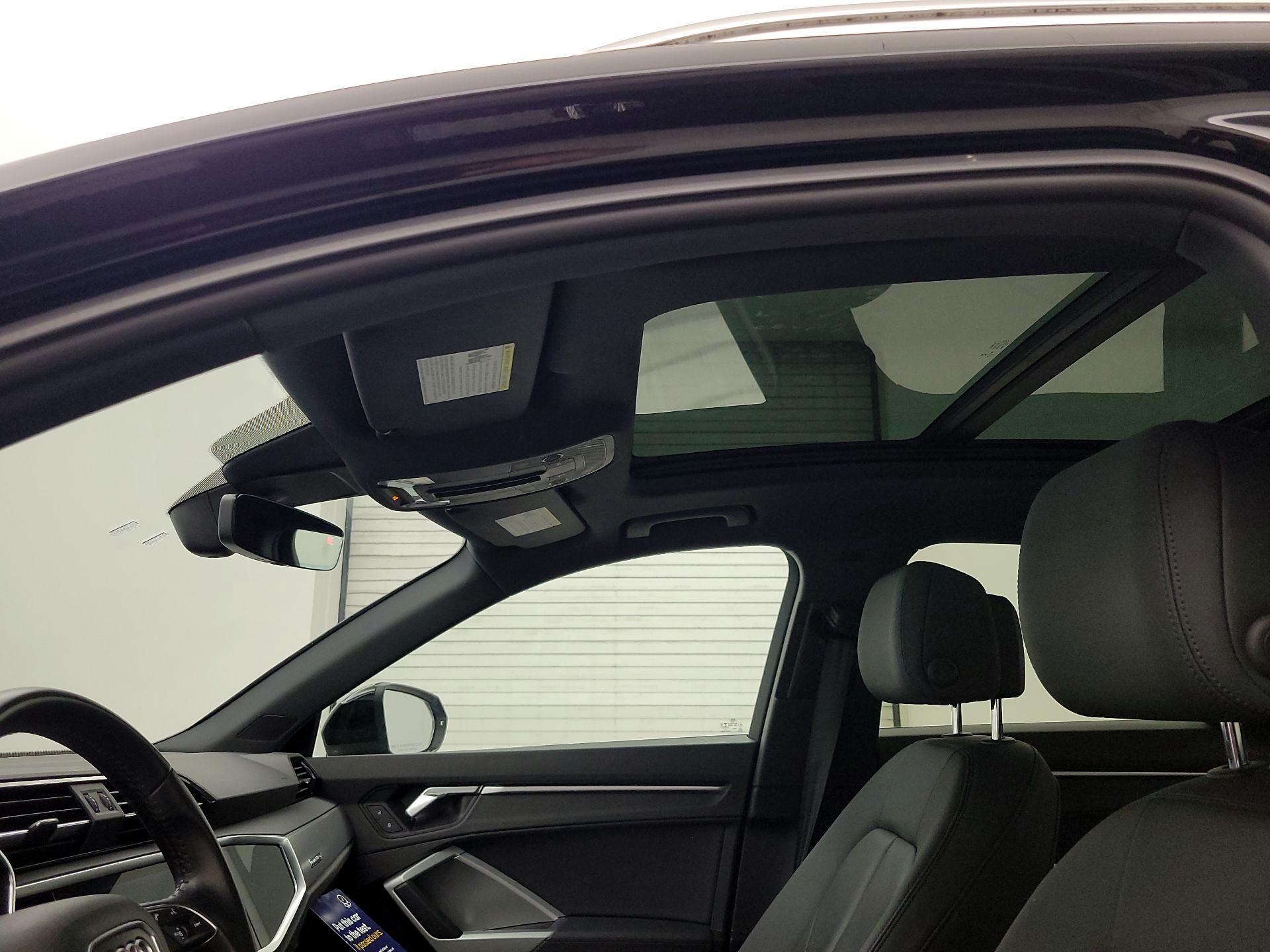 Thumbnail: 2020 Audi Q3 - 20