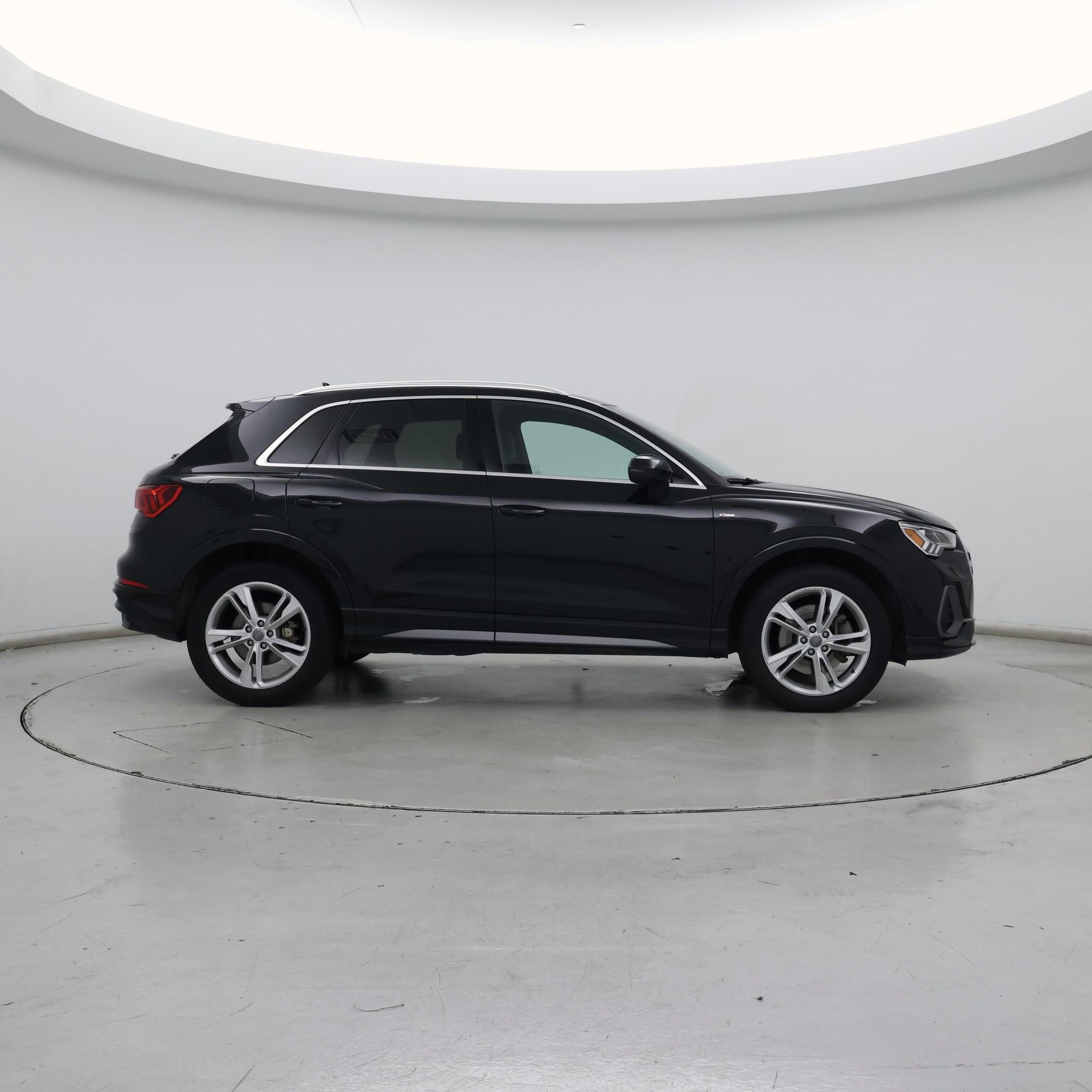 Thumbnail: 2020 Audi Q3 - 7