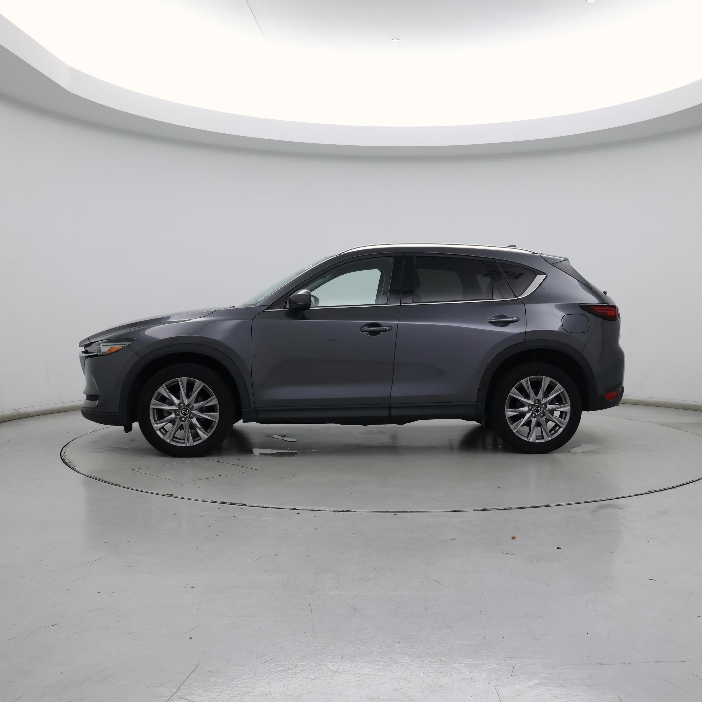 Thumbnail: 2021 Mazda CX-5 - 3