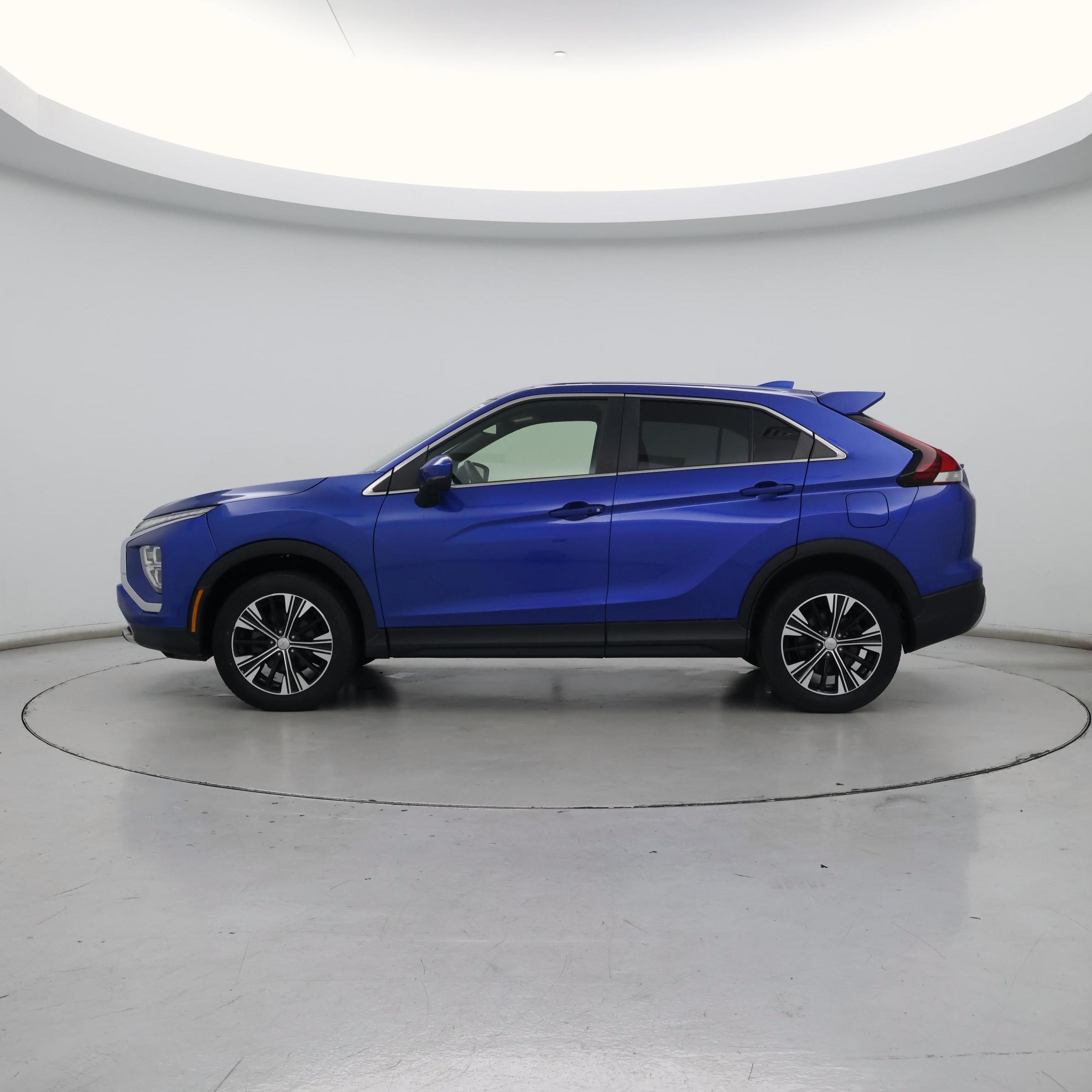 Thumbnail: 2022 Mitsubishi Eclipse Cross - 3