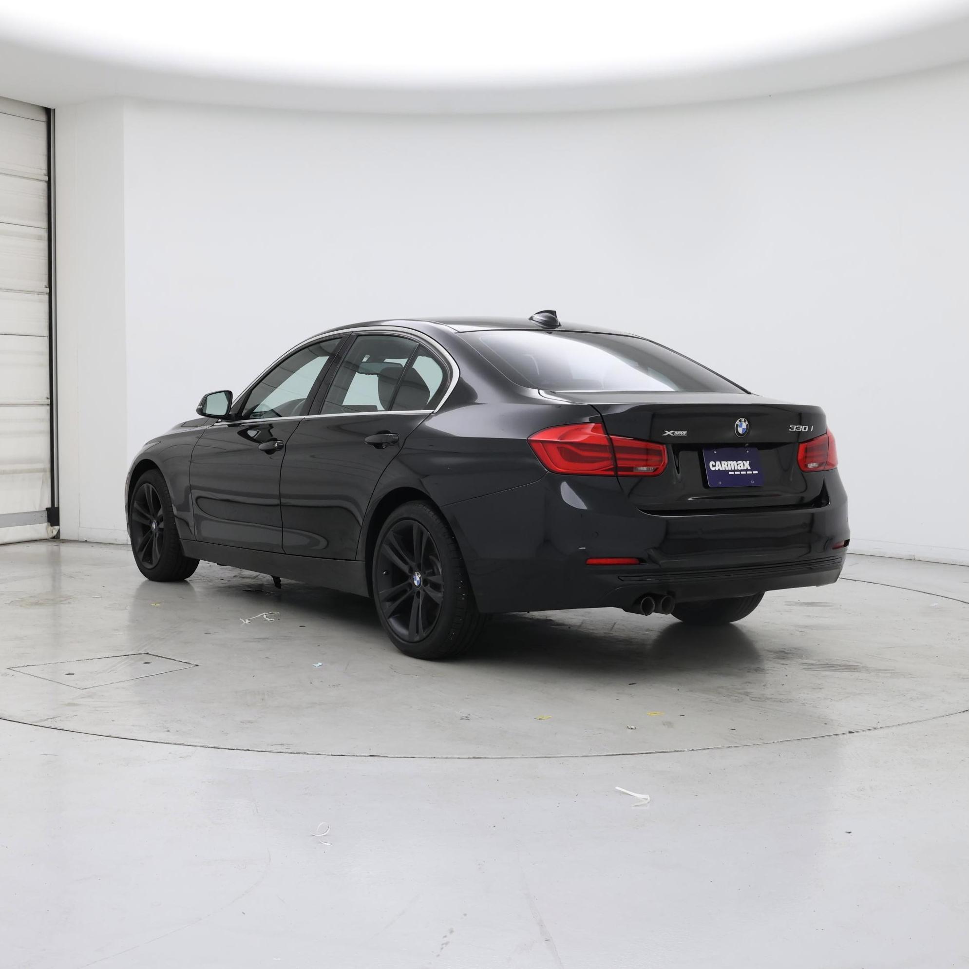 Thumbnail: 2018 BMW 3 Series - 2