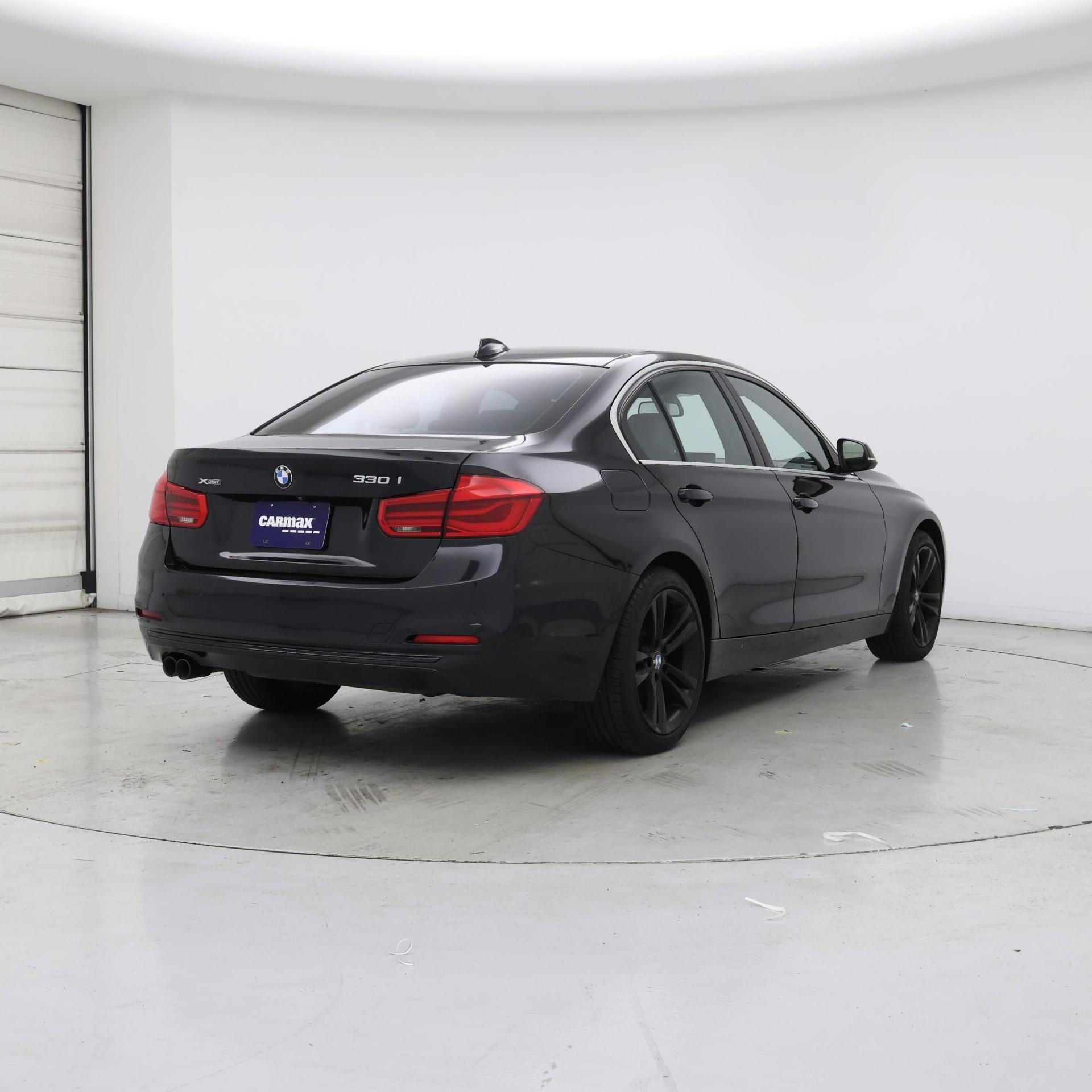 Thumbnail: 2018 BMW 3 Series - 8