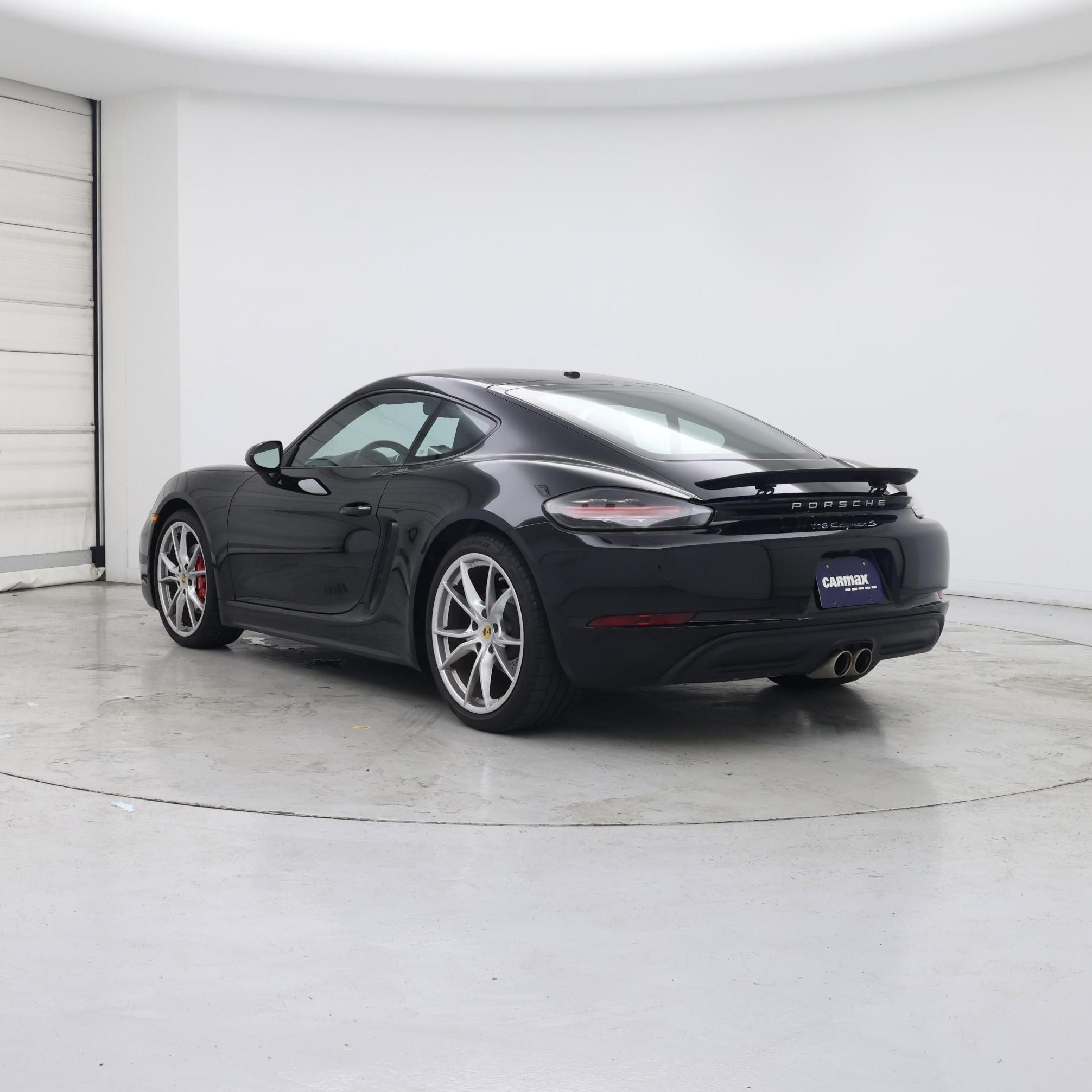 Thumbnail: 2018 Porsche 718 Cayman - 2
