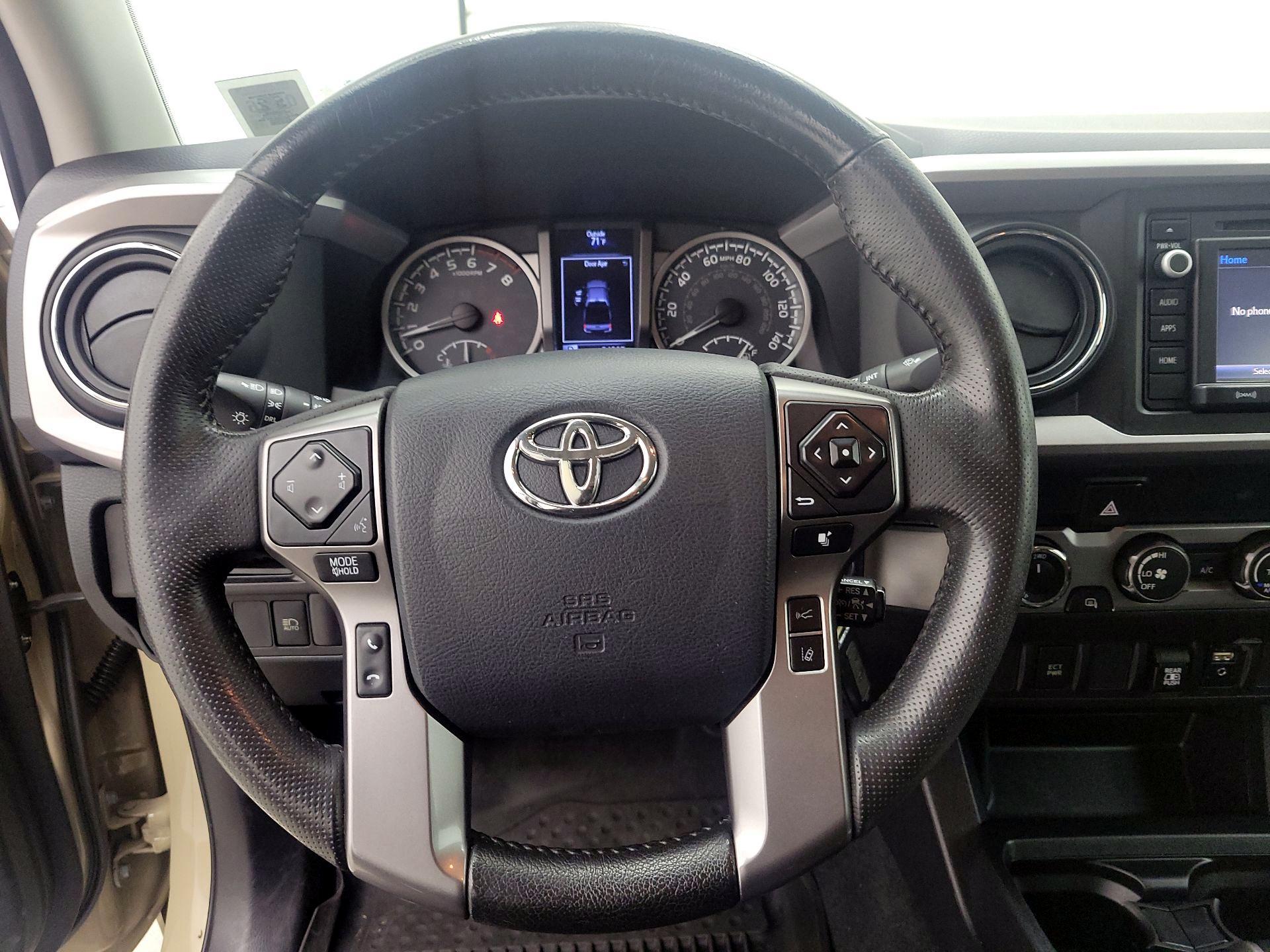 Thumbnail: 2019 Toyota Tacoma - 10