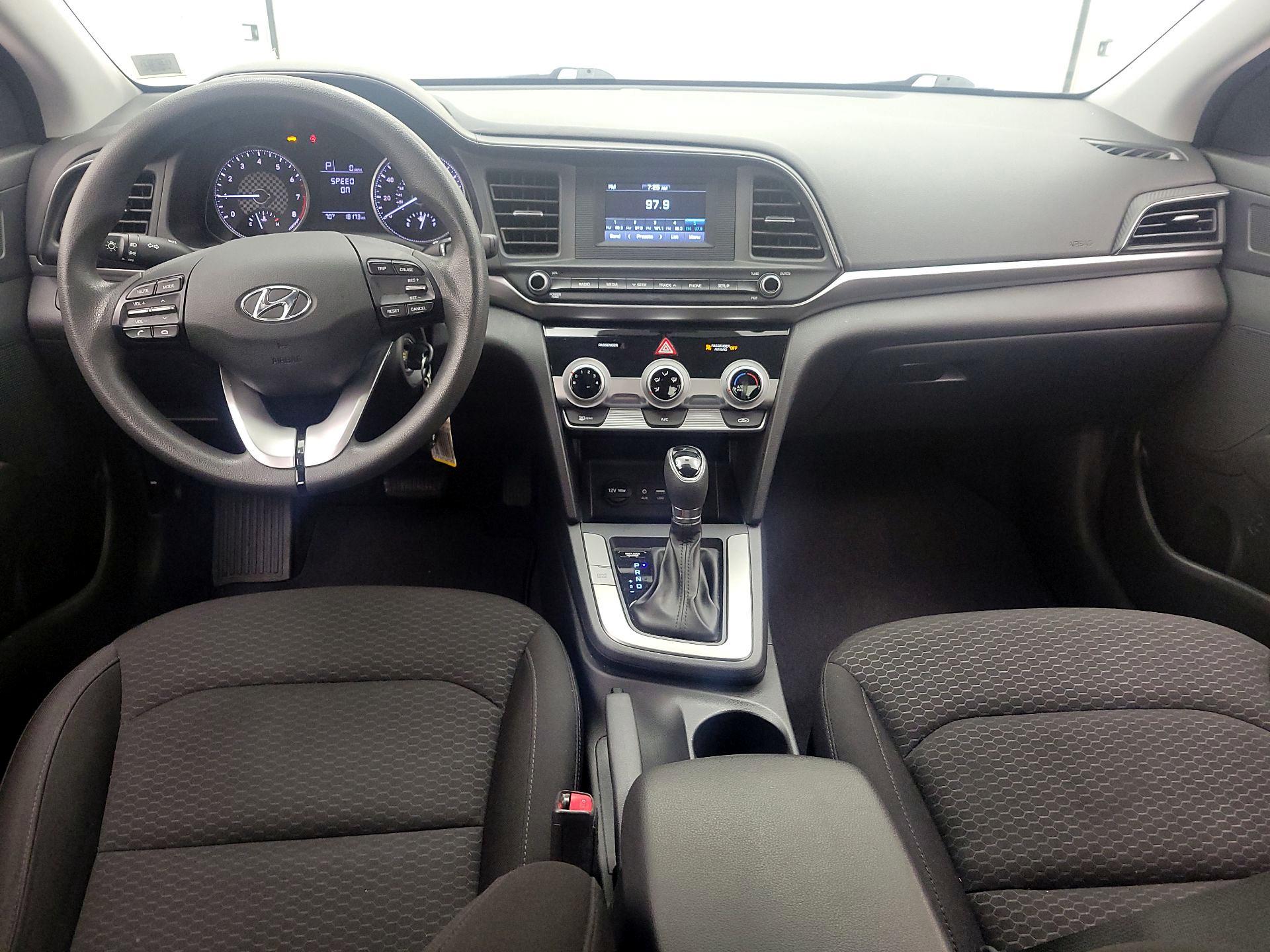 Thumbnail: 2019 Hyundai Elantra - 9