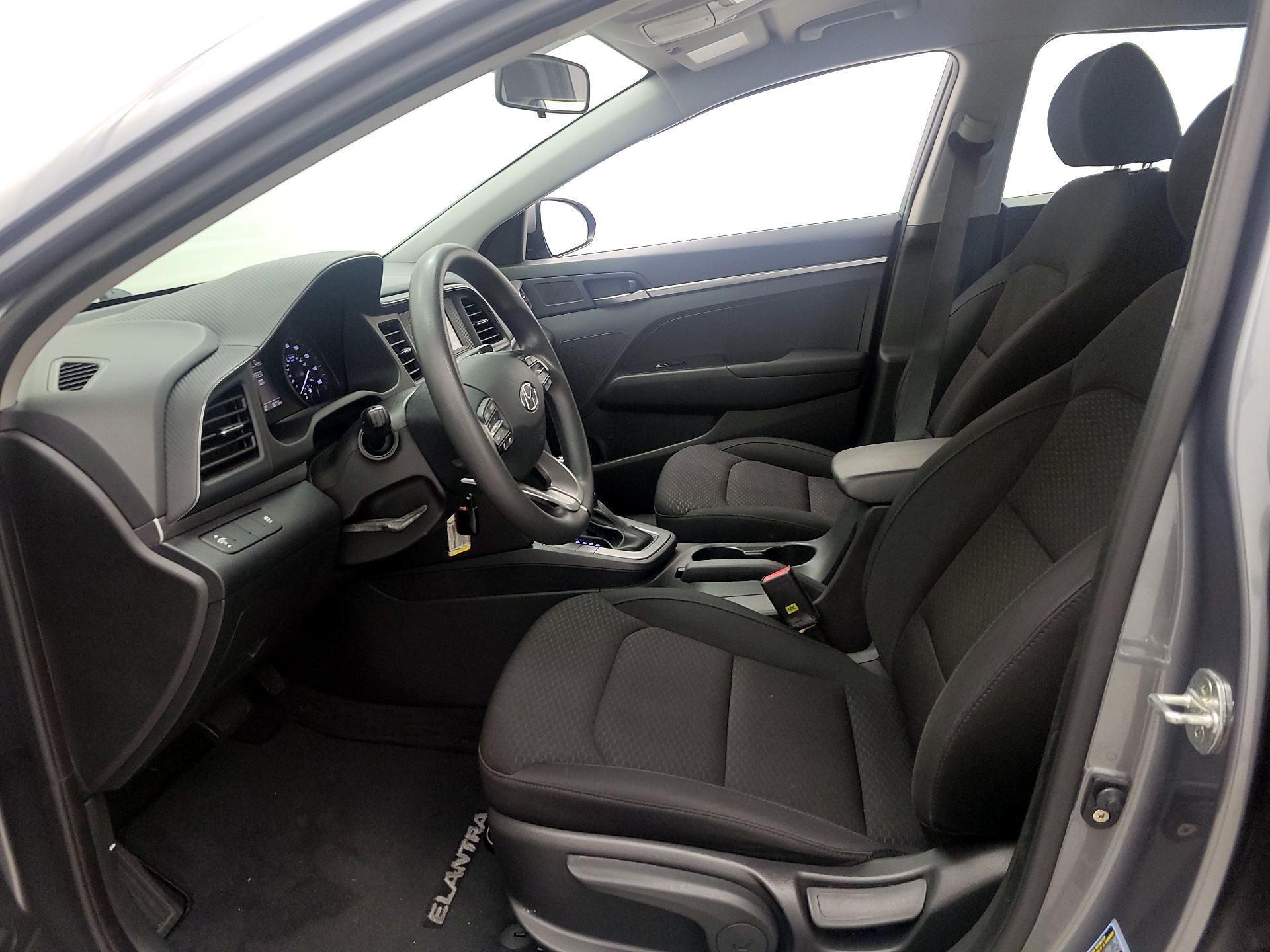 Thumbnail: 2019 Hyundai Elantra - 11