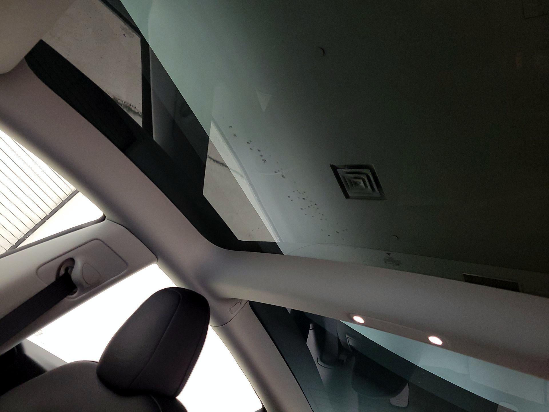 Thumbnail: 2022 Tesla Model 3 - 19