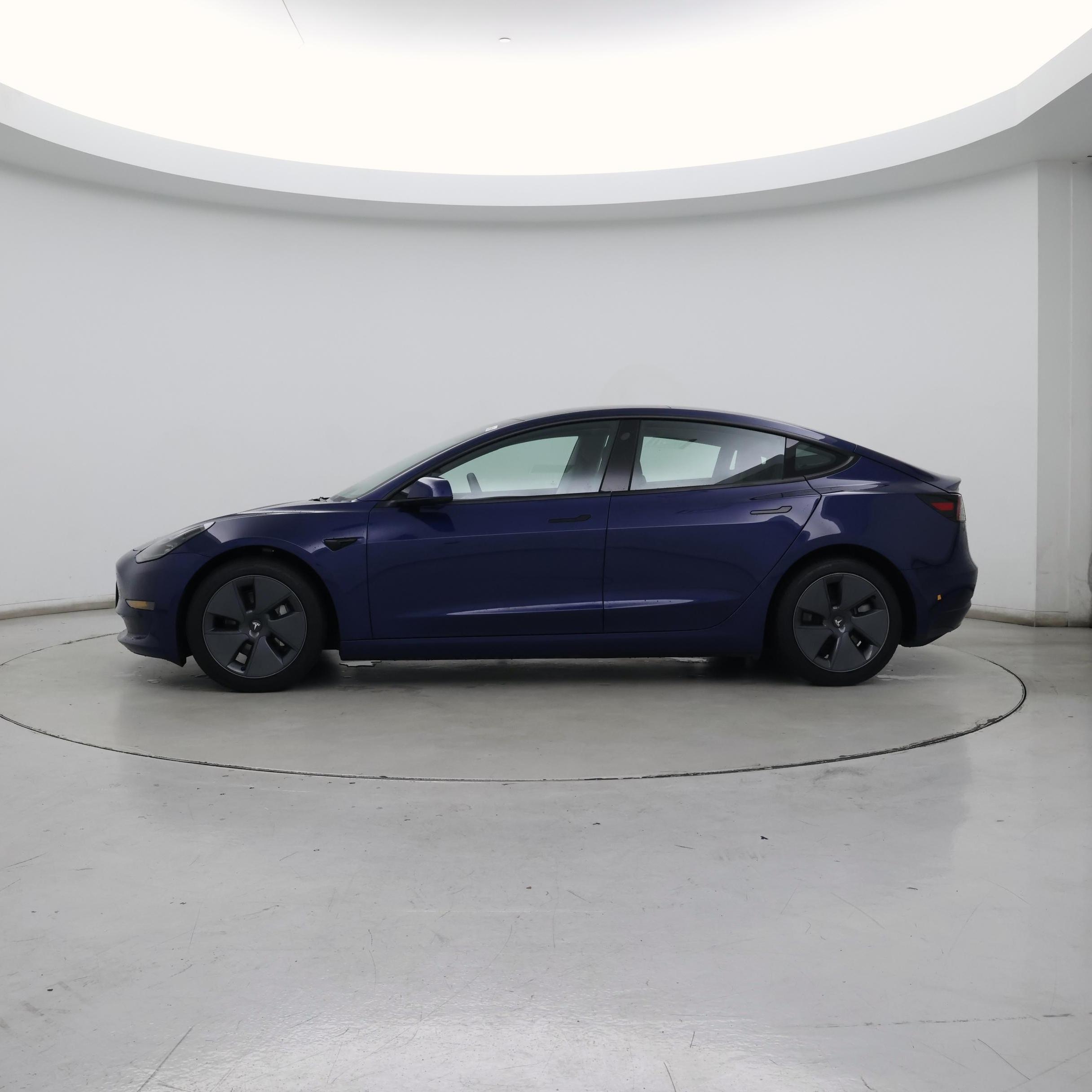 Thumbnail: 2022 Tesla Model 3 - 3