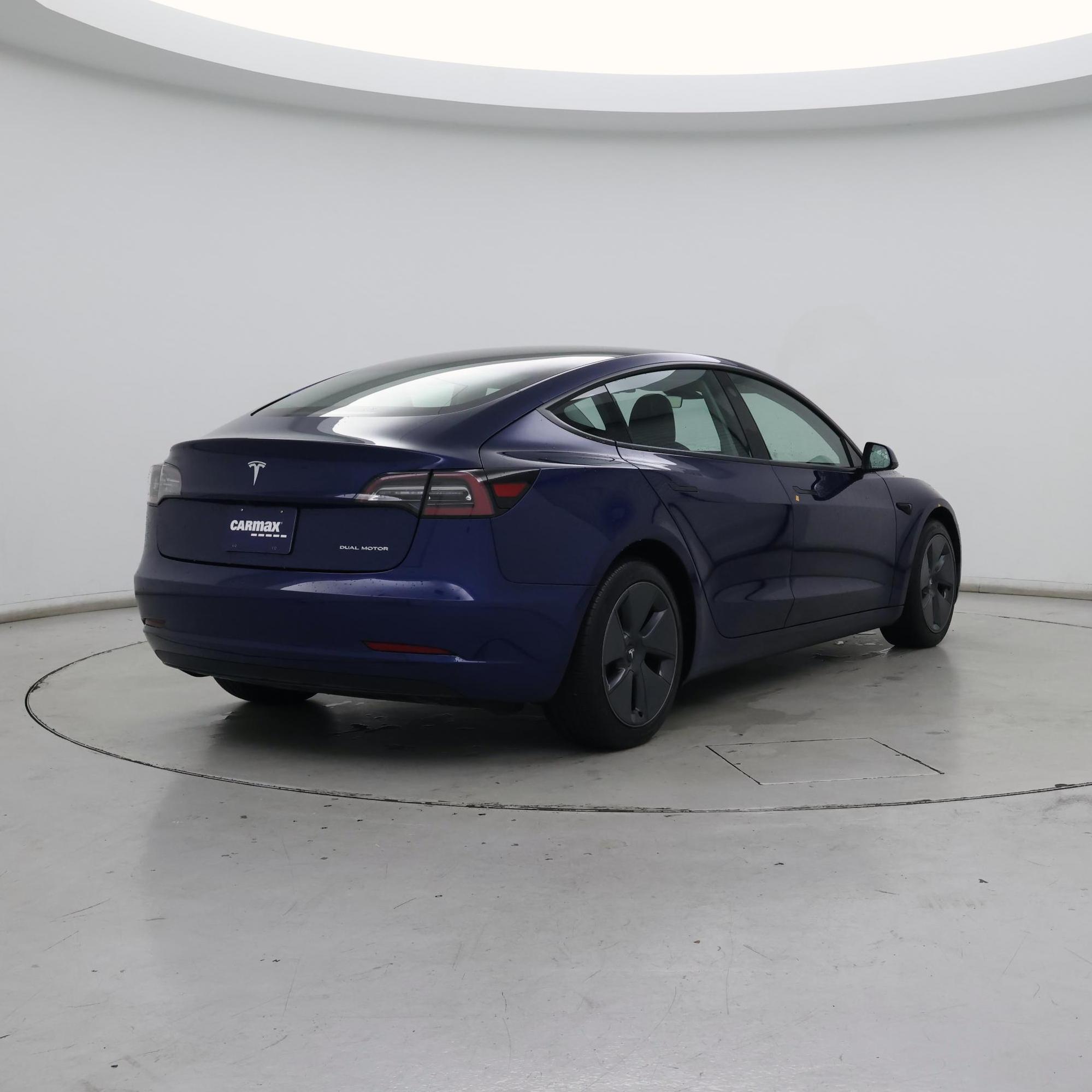 Thumbnail: 2022 Tesla Model 3 - 8