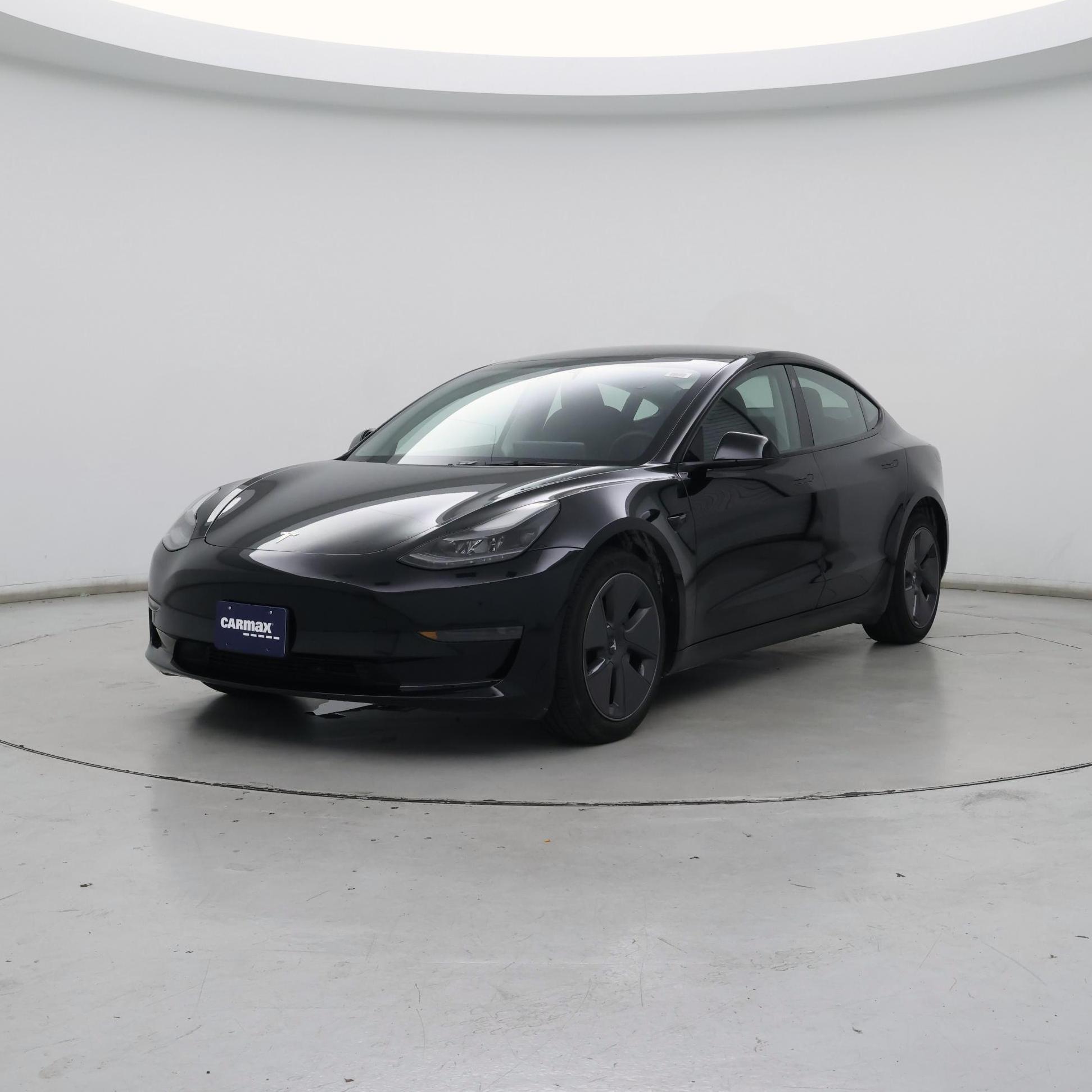 Thumbnail: 2023 Tesla Model 3 - 4