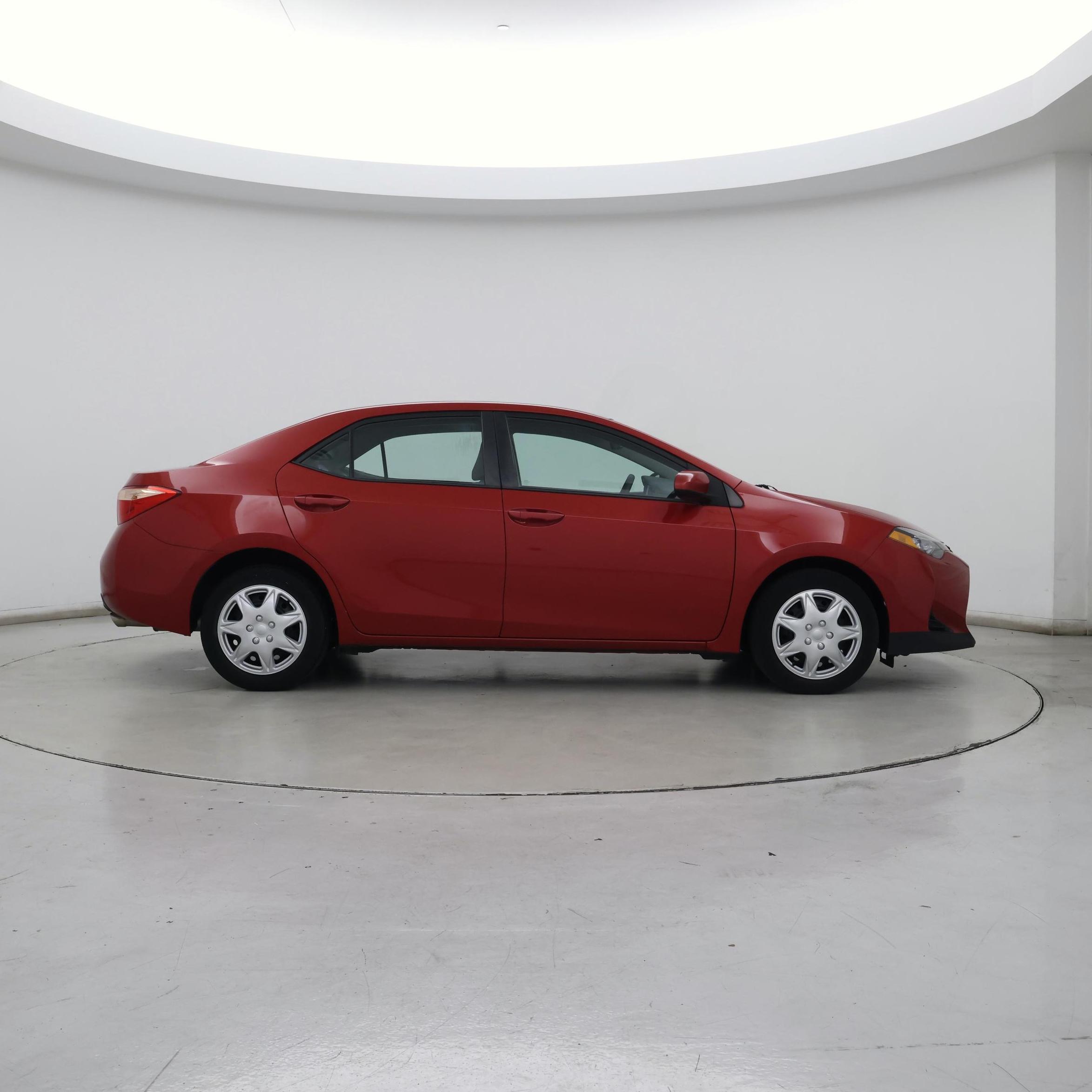 Thumbnail: 2017 Toyota Corolla - 7