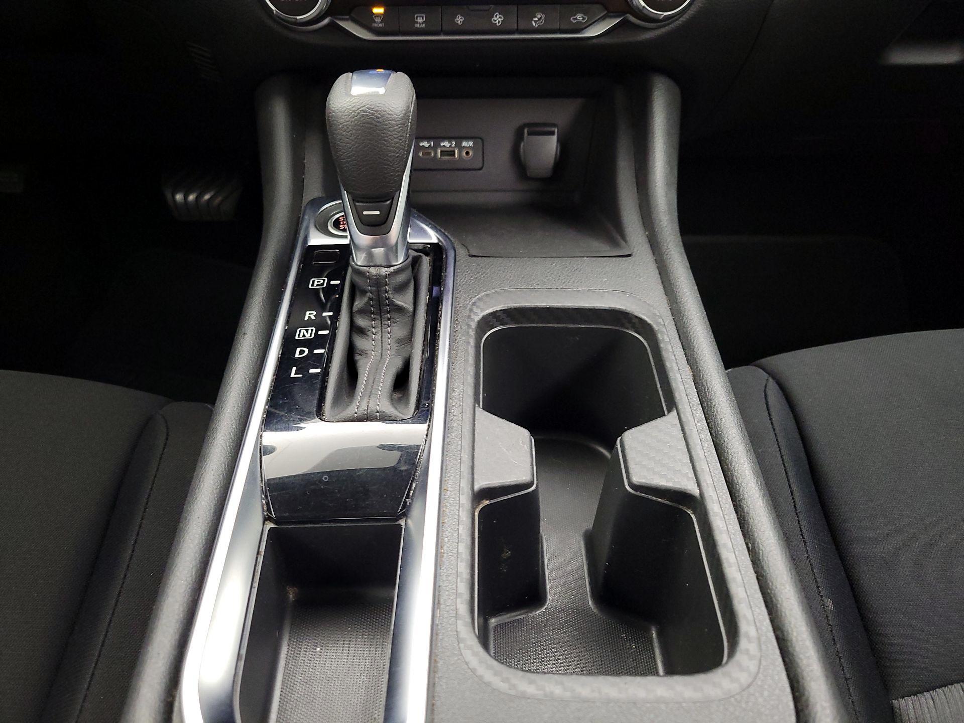 Thumbnail: 2021 Nissan Sentra - 17