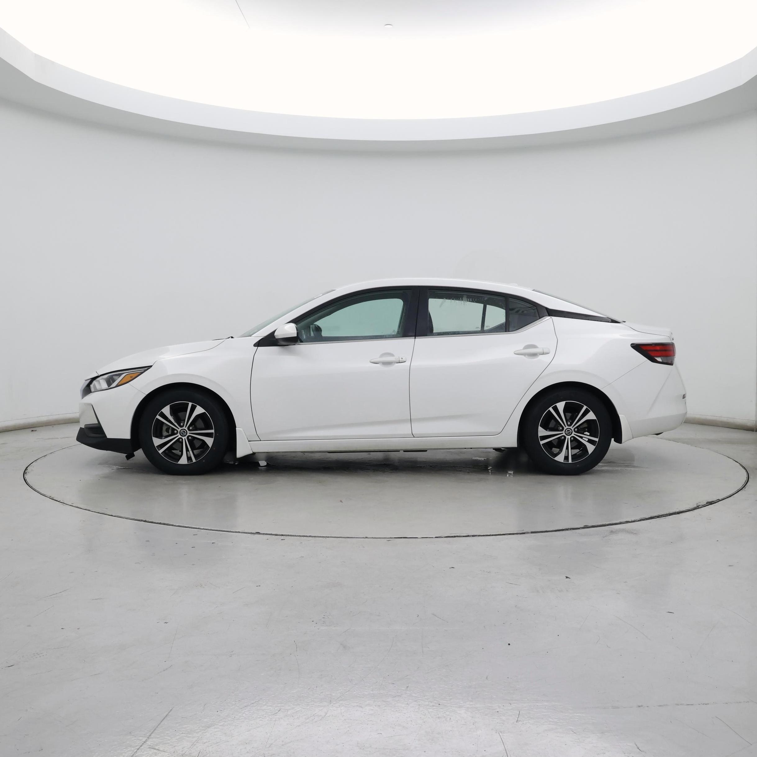 Thumbnail: 2021 Nissan Sentra - 3