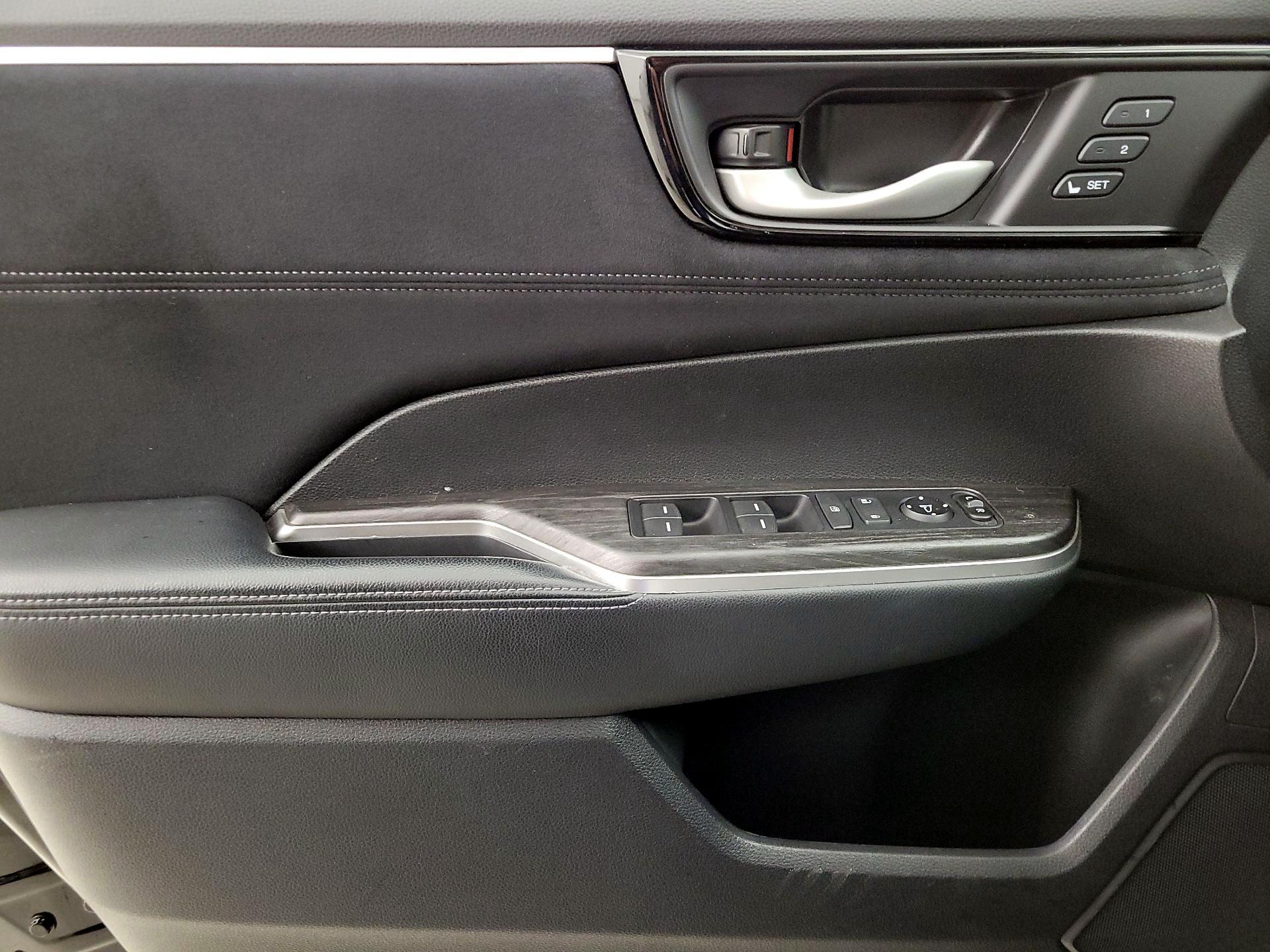 Thumbnail: 2019 Honda Clarity - 12