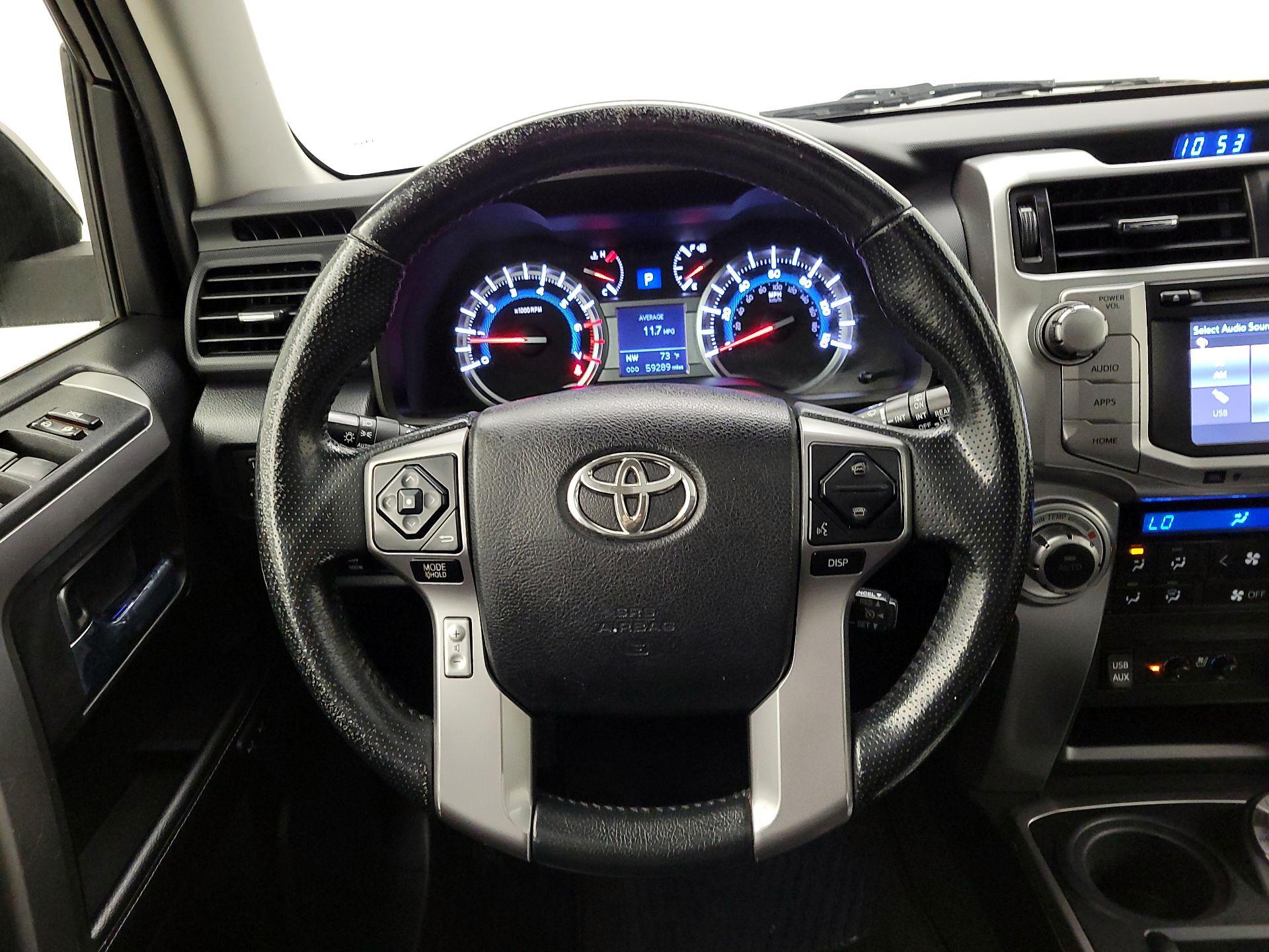 Thumbnail: 2016 Toyota 4Runner - 10